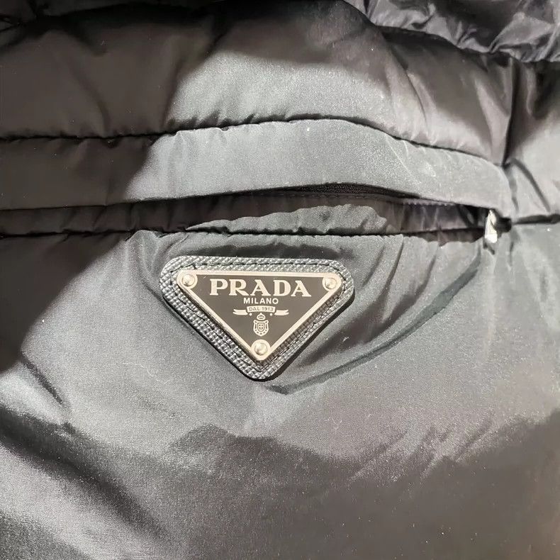 Prada Prada Popular recycled nylon triangle standard functional l Size US XS / EU 42 / 0 - 3 Thumbnail