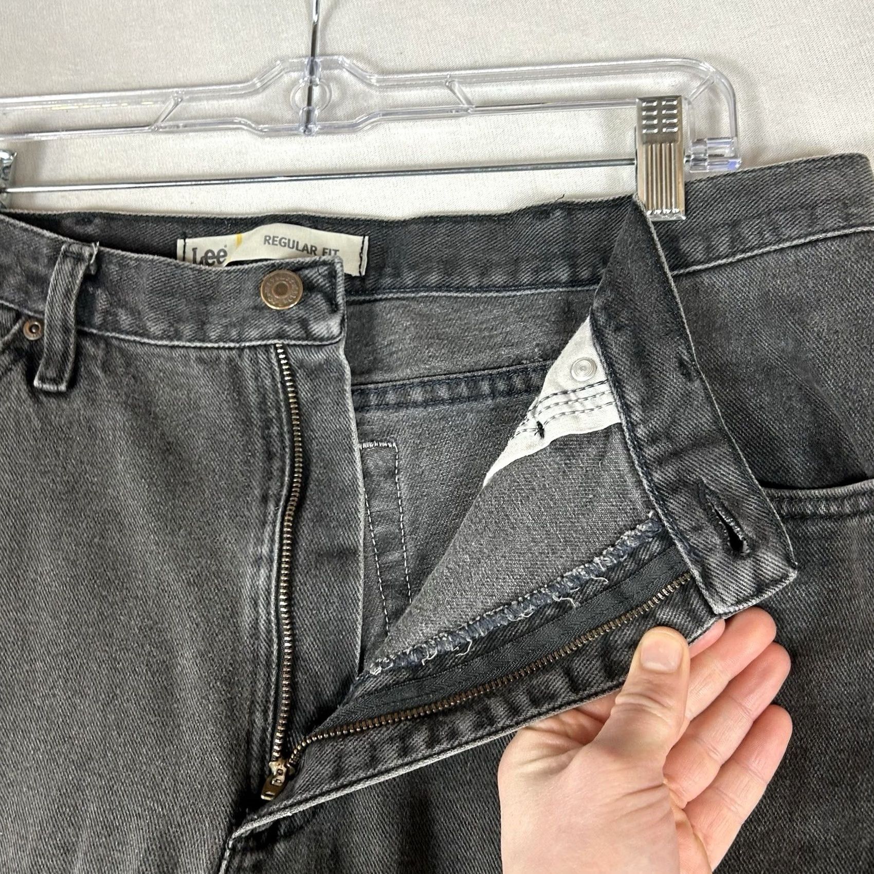 Lee Lee Regular Fit Straight Leg Jeans Men's 38x30 Dark Wash Mid Rise Cotton Denim Jeans Size US 38 / EU 54 - 4 Thumbnail
