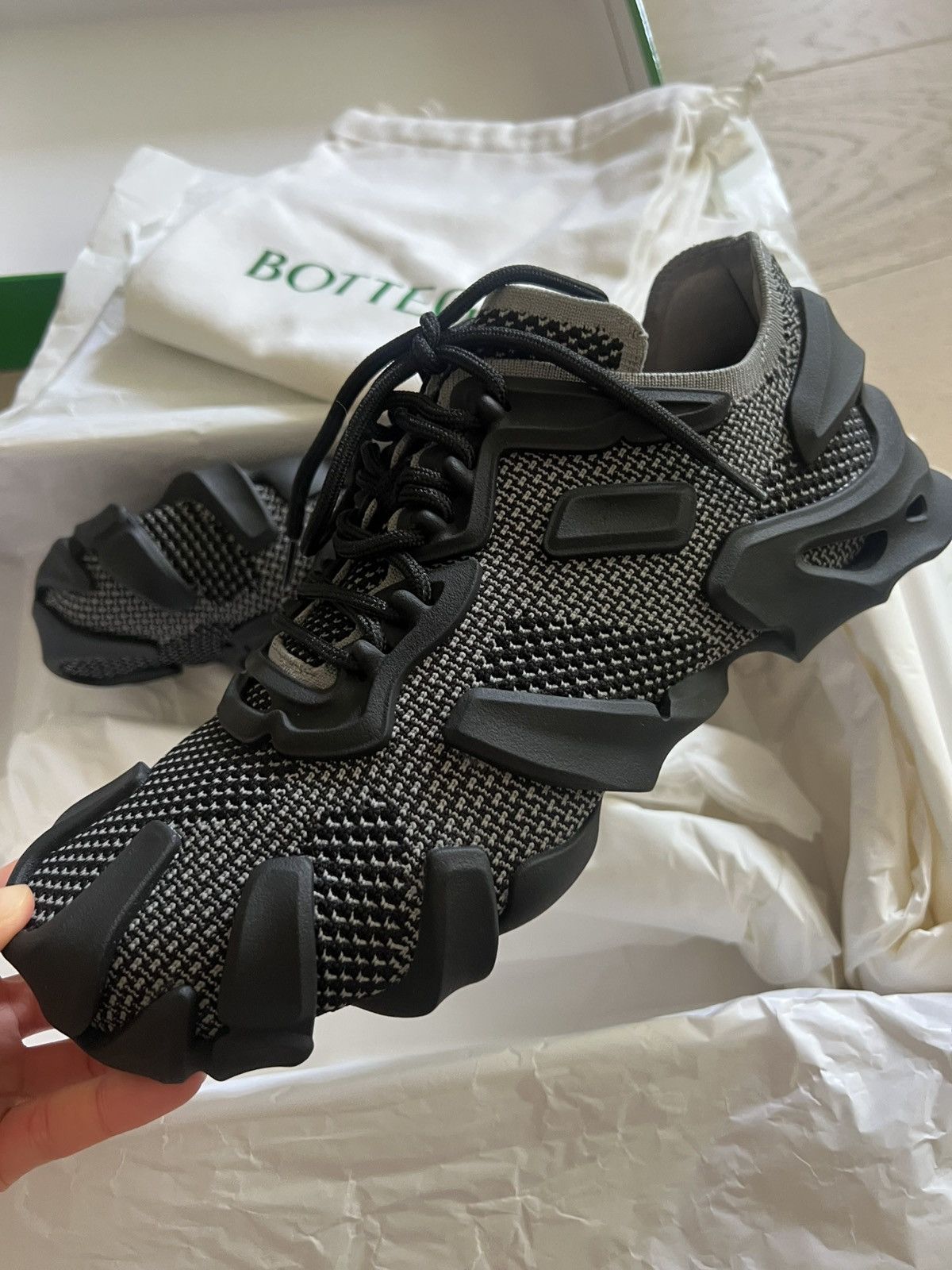 Bottega Veneta Flex Sneakers in black Size US 8 / EU 41 - 1 Thumbnail