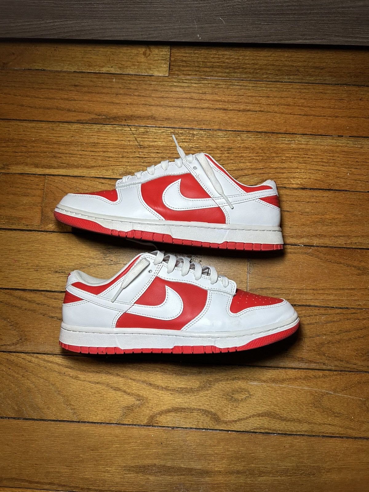 Nike Nike Championship red dunk low Size US 9 / EU 42 - 5 Thumbnail