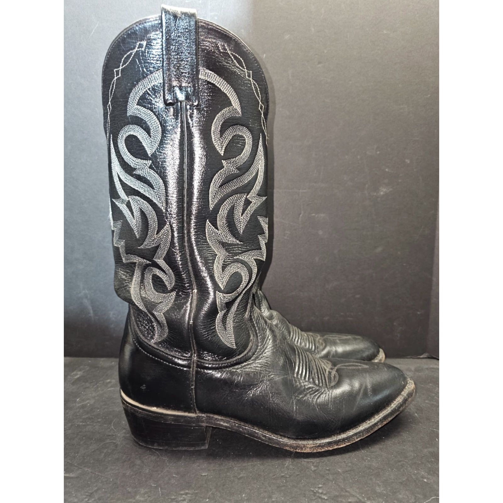 Dan Post VINTAGE Dan Post Cowboy Western Boots DP2110R Men DP2111R Black Leather Round Toe 9.5 D Boots Size US 10 / EU 43 - 2 Thumbnail