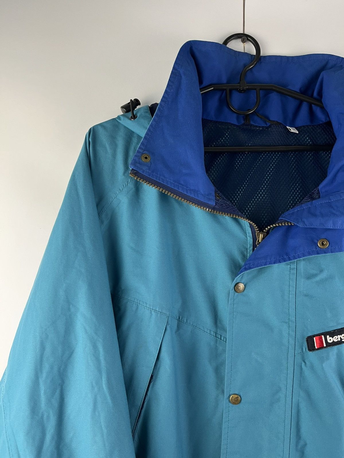 Berghaus Berghaus AquaFoil Vintage 90's Outdoor Jacket Size US L / EU 52-54 / 3 - 2 Thumbnail