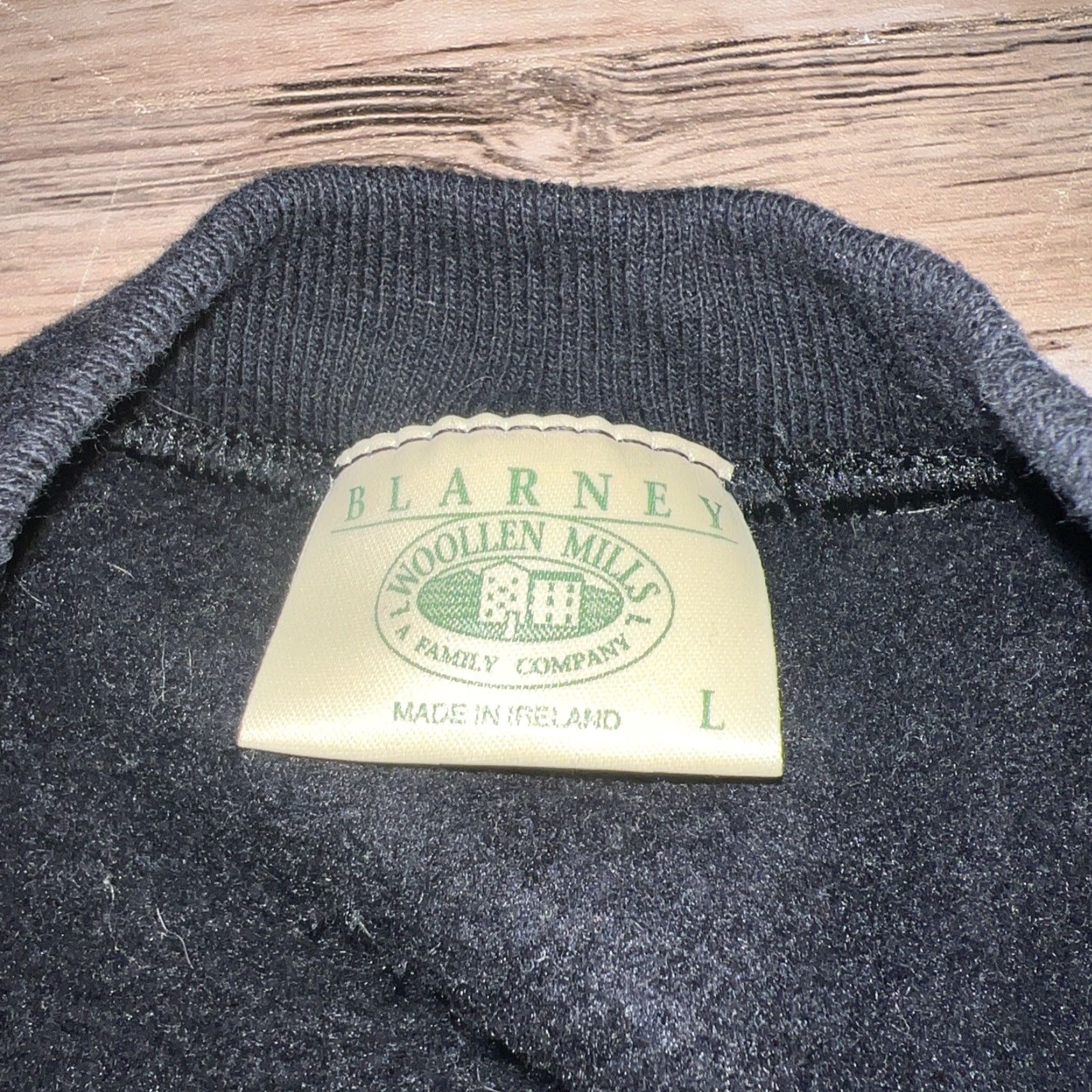 Vintage VTG Blarney Woolen Mills Black Ireland Pullover Mens Size L Sweater Ribbed Cuffs Hem Regular Fit Size US L / EU 52-54 / 3 - 5 Thumbnail