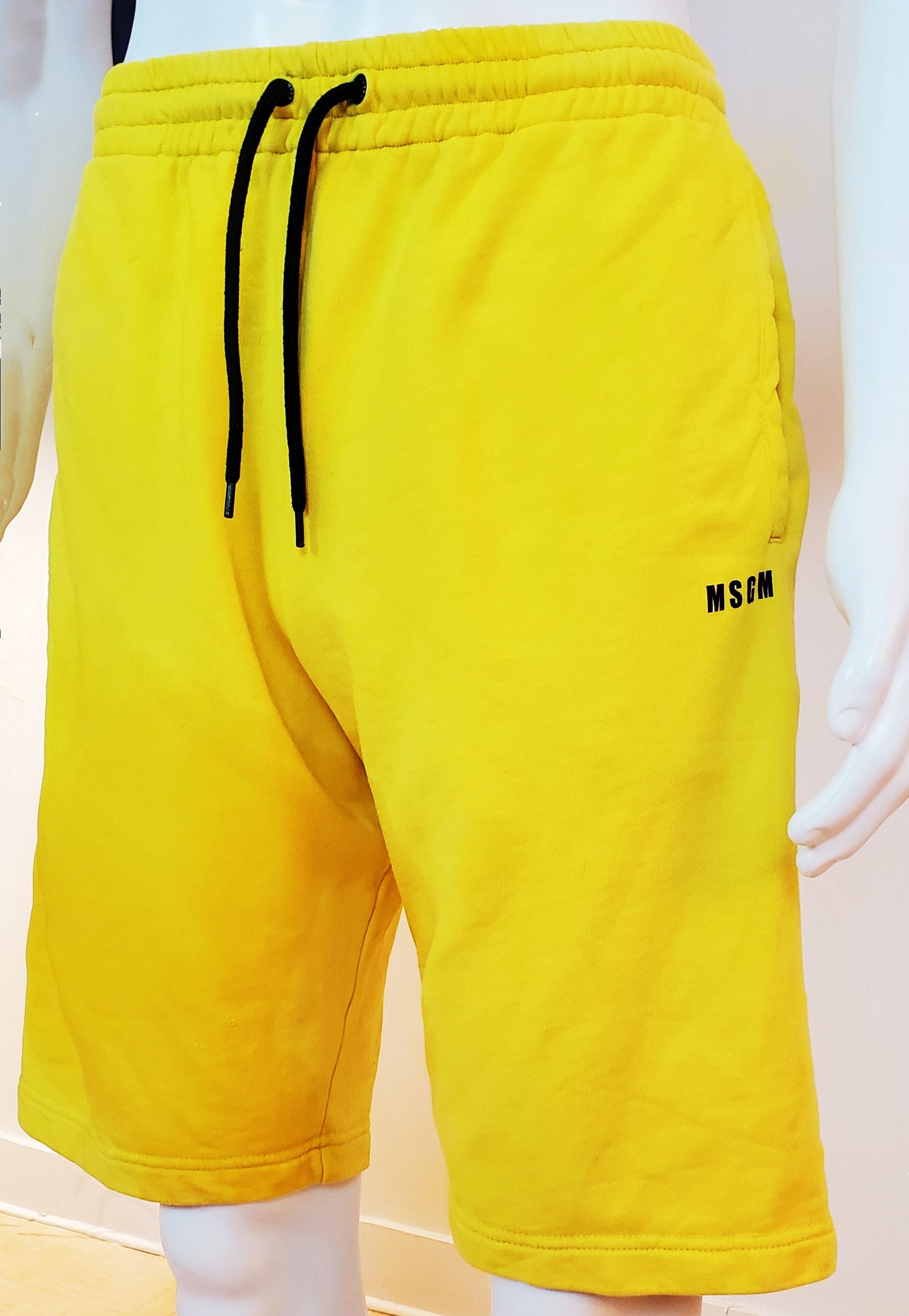 MSGM 85% OFF! MSGM Heavyweight Bermuda Shorts Yellow Size US 26 / EU 42 - 5 Thumbnail