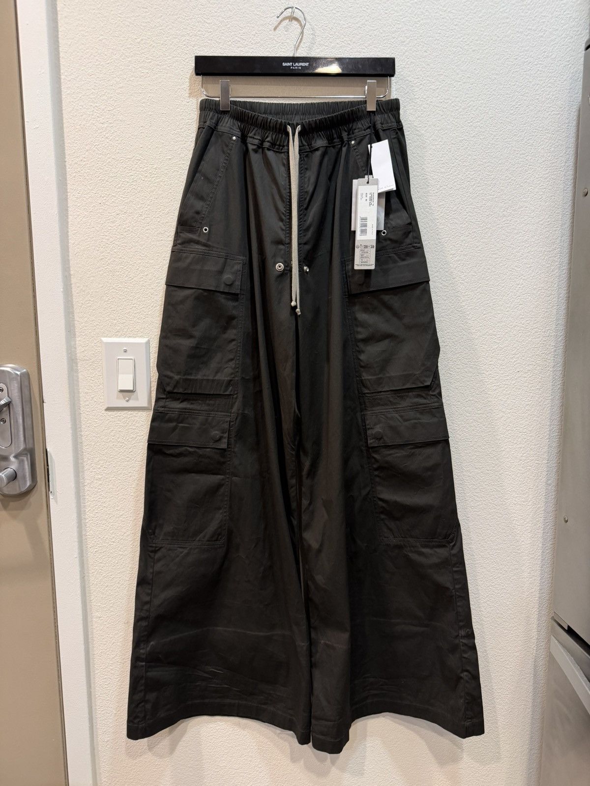 Rick Owens BNWT FW24 Cargo Bela Flare Pants 50 Size US 34 / EU 50 - 1 Thumbnail