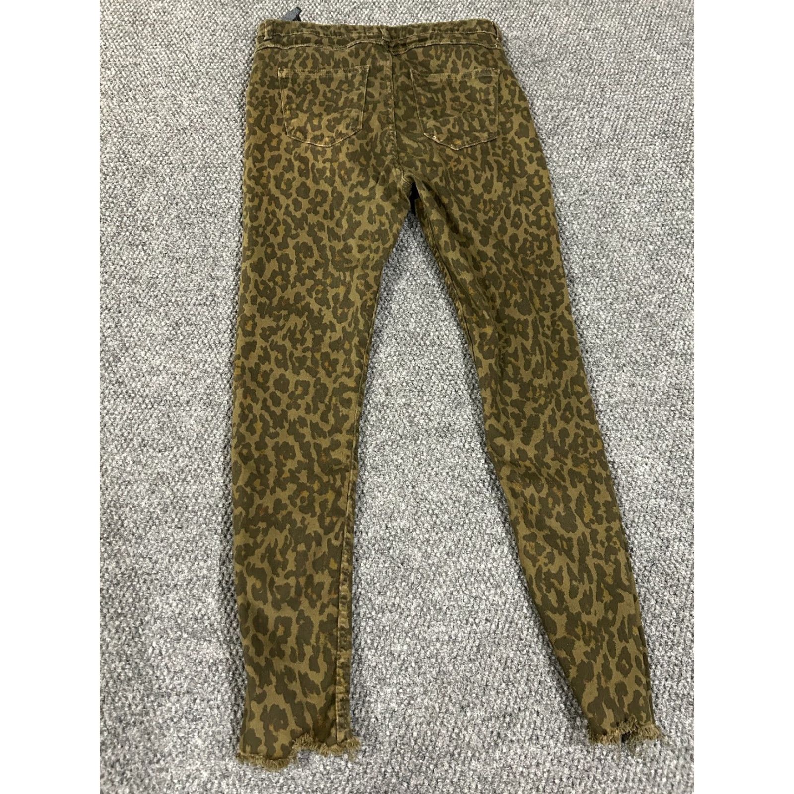 Zara Zara Jeans Womens 10 Skinny Denim Stretch Blue Distressed 5-Pocket Zipper Mid Rise Inseam 27 Brown Olive Green Leopard Pattern designer Modern 10 Size 32" / US 10 / IT 46 - 7 Thumbnail