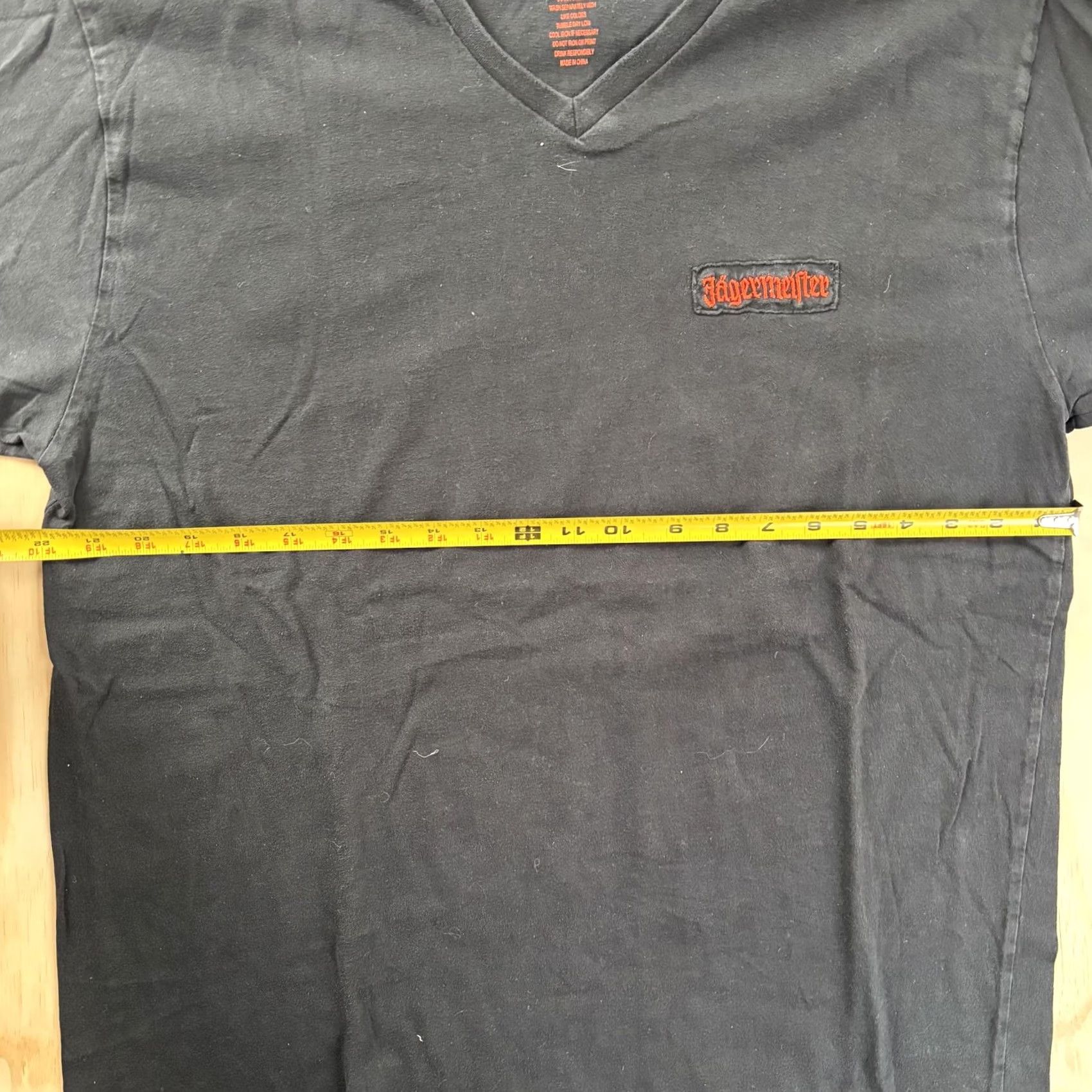 Logo 7 Jägermeister Shirt Mens 2XL Black V-Neck Logo Patch Tee T-Shirt Size US XXL / EU 58 / 5 - 5 Thumbnail