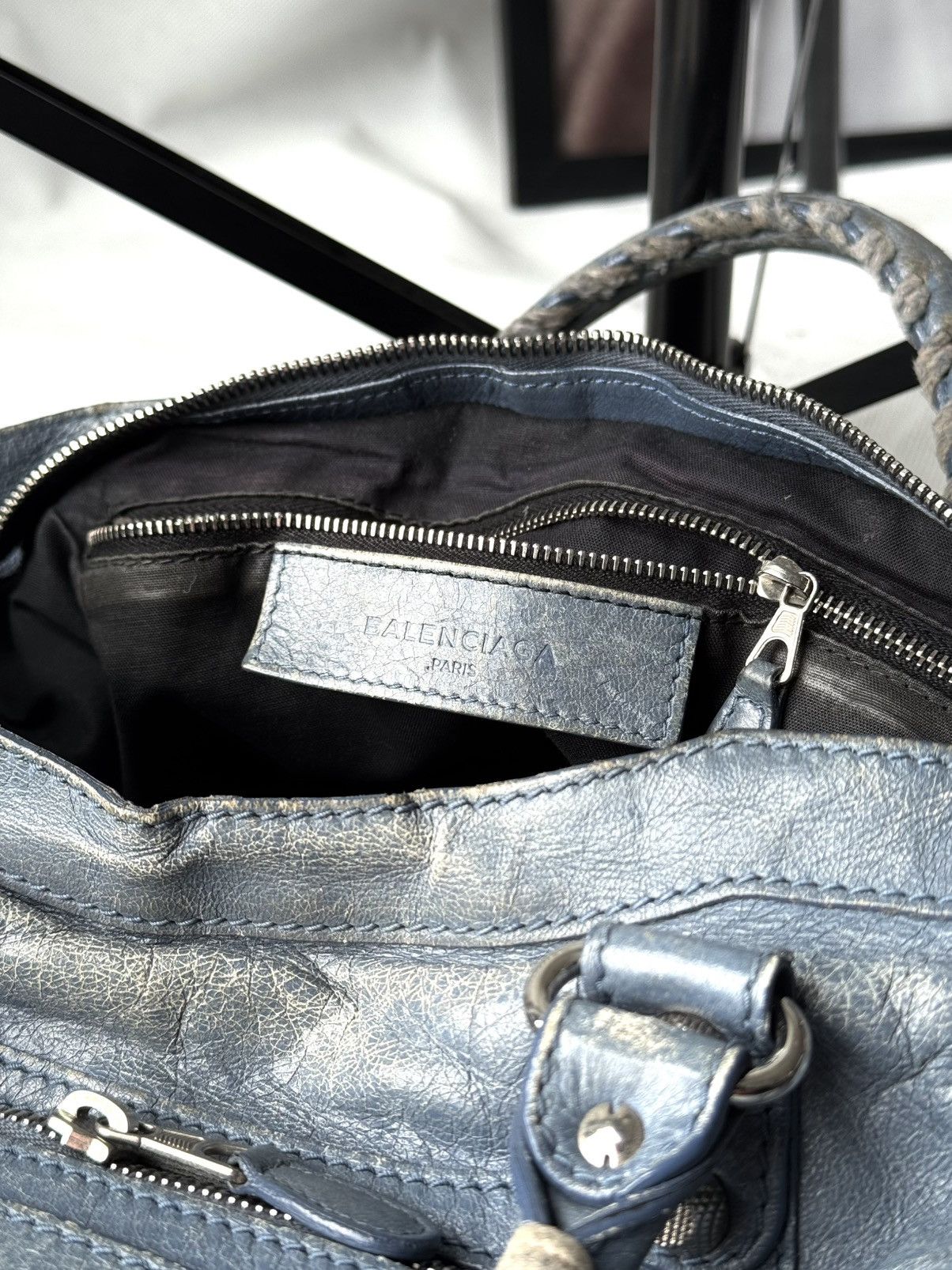Balenciaga Vintage Balenciaga City Bag Distressed Leather Handbag Size ONE SIZE - 11 Thumbnail