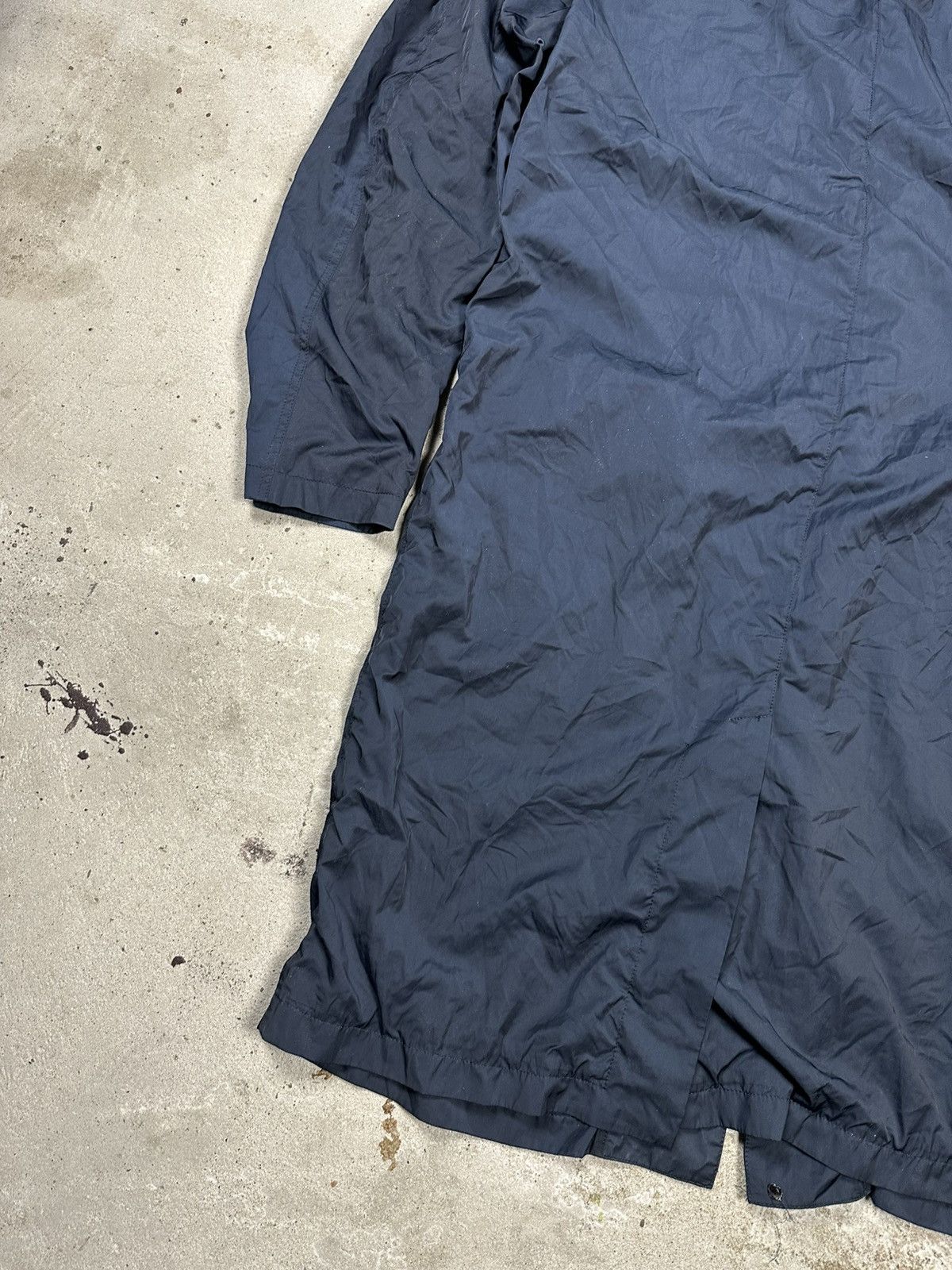 Acne Studios Acne Studios Navy Rain Coat Windbreaker Size US L / EU 52-54 / 3 - 10 Thumbnail