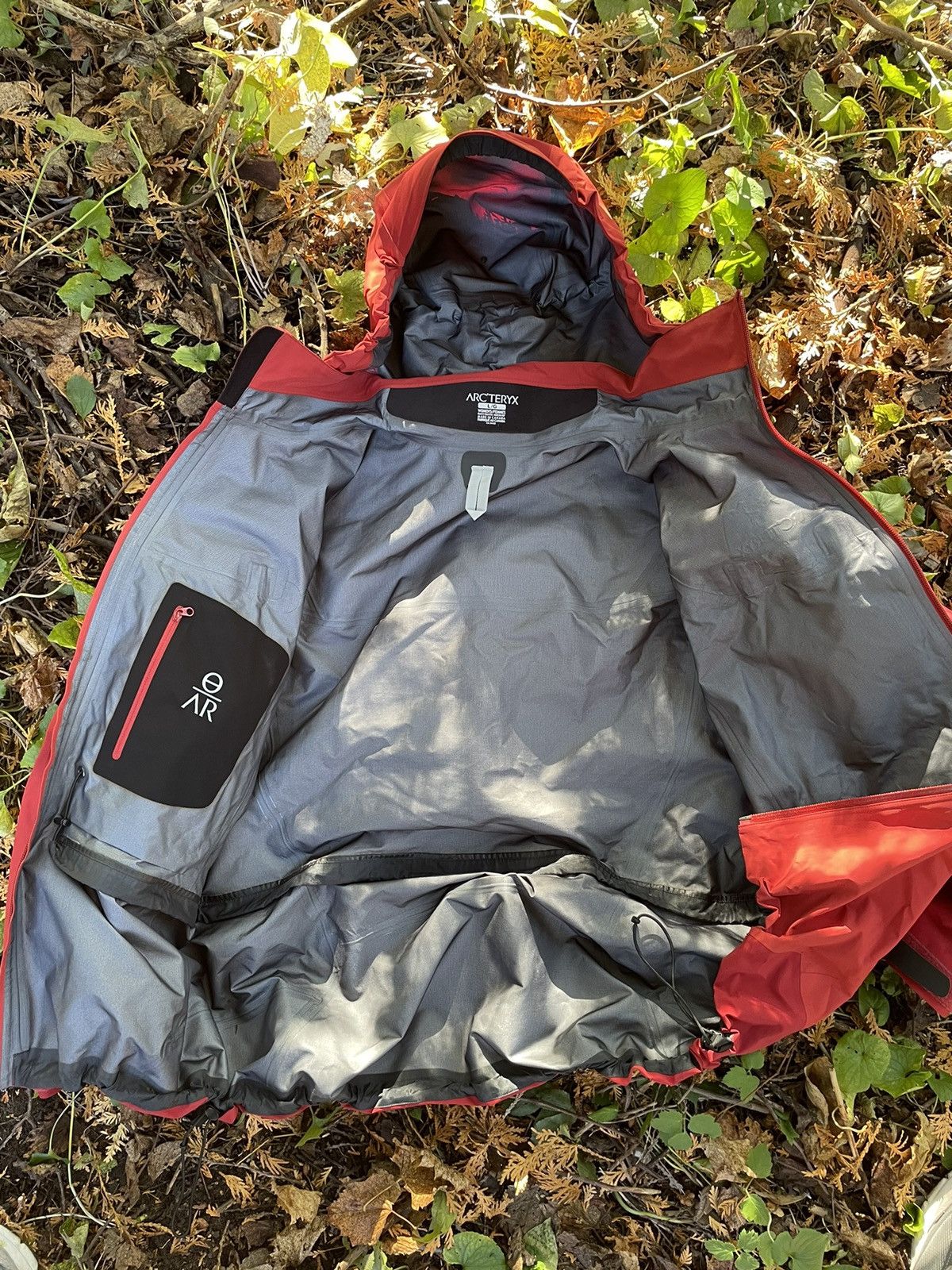 Arc'teryx × Goretex × Vintage DSWT Arc’teryx Theta AR Jacket Red New GoreTex Rain Coat Size US S / EU 44-46 / 1 - 3 Thumbnail