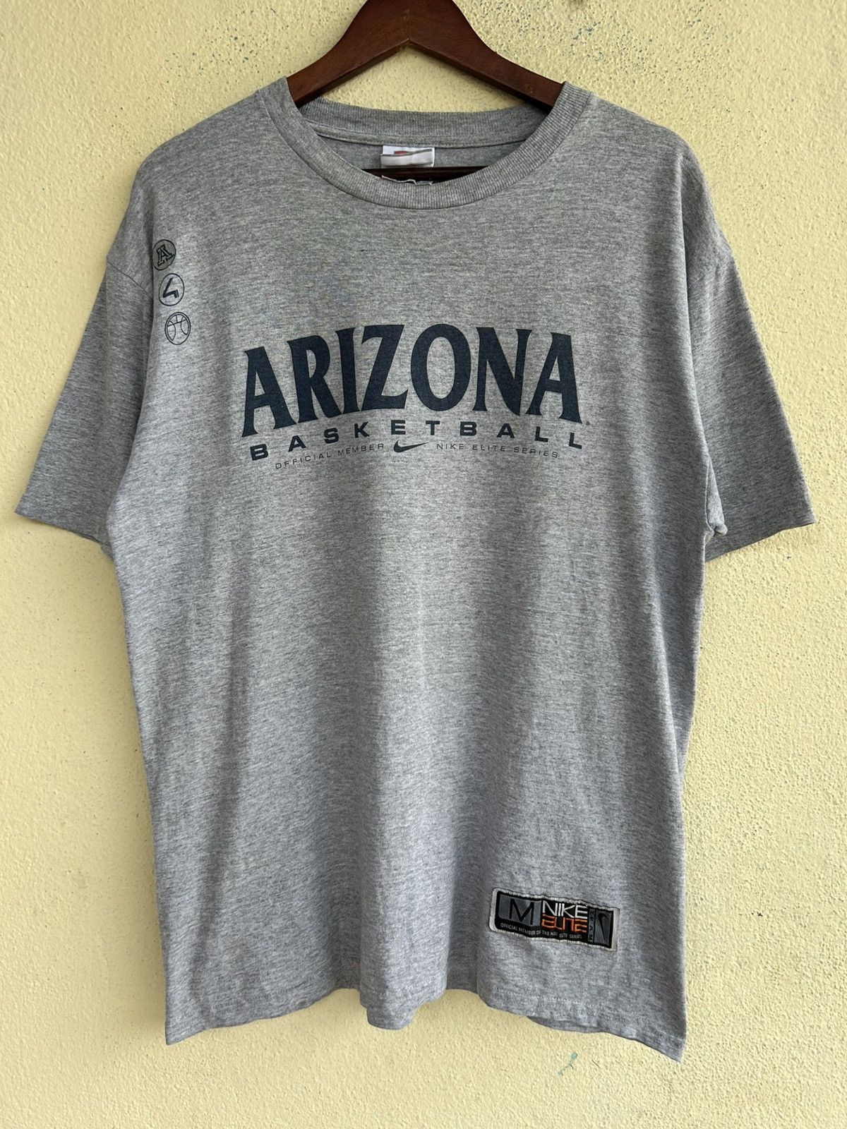 Nike × Vintage Nike Team Center Swoosh Arizona Basketball Size US M / EU 48-50 / 2 - 1 Thumbnail