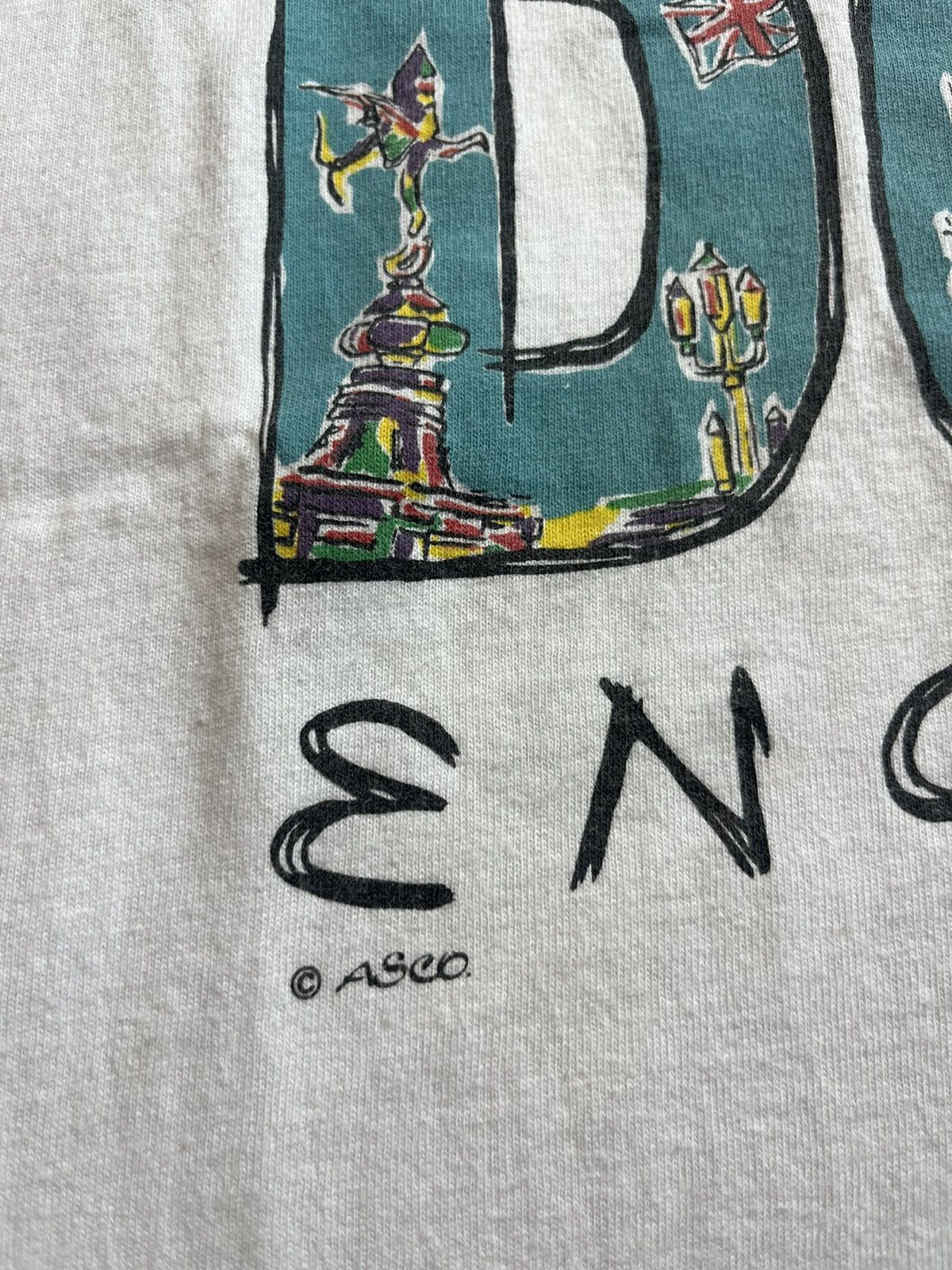 Arts & Science Vintage LONDON England Souvenir Artwork asco 90’s Tshirt Size US XL / EU 56 / 4 - 6 Thumbnail