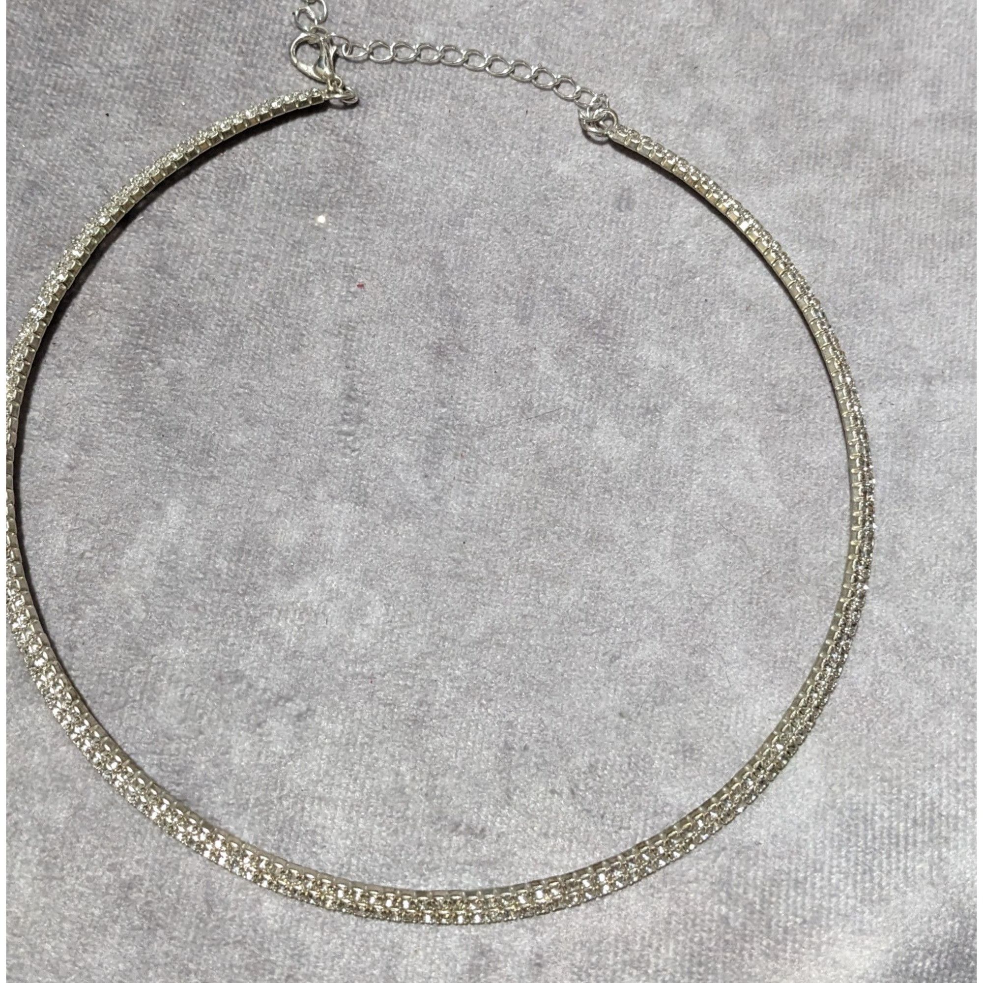 Other Claire's Y2K Silver Rhinestone Collar Necklace Size ONE SIZE - 9 Thumbnail