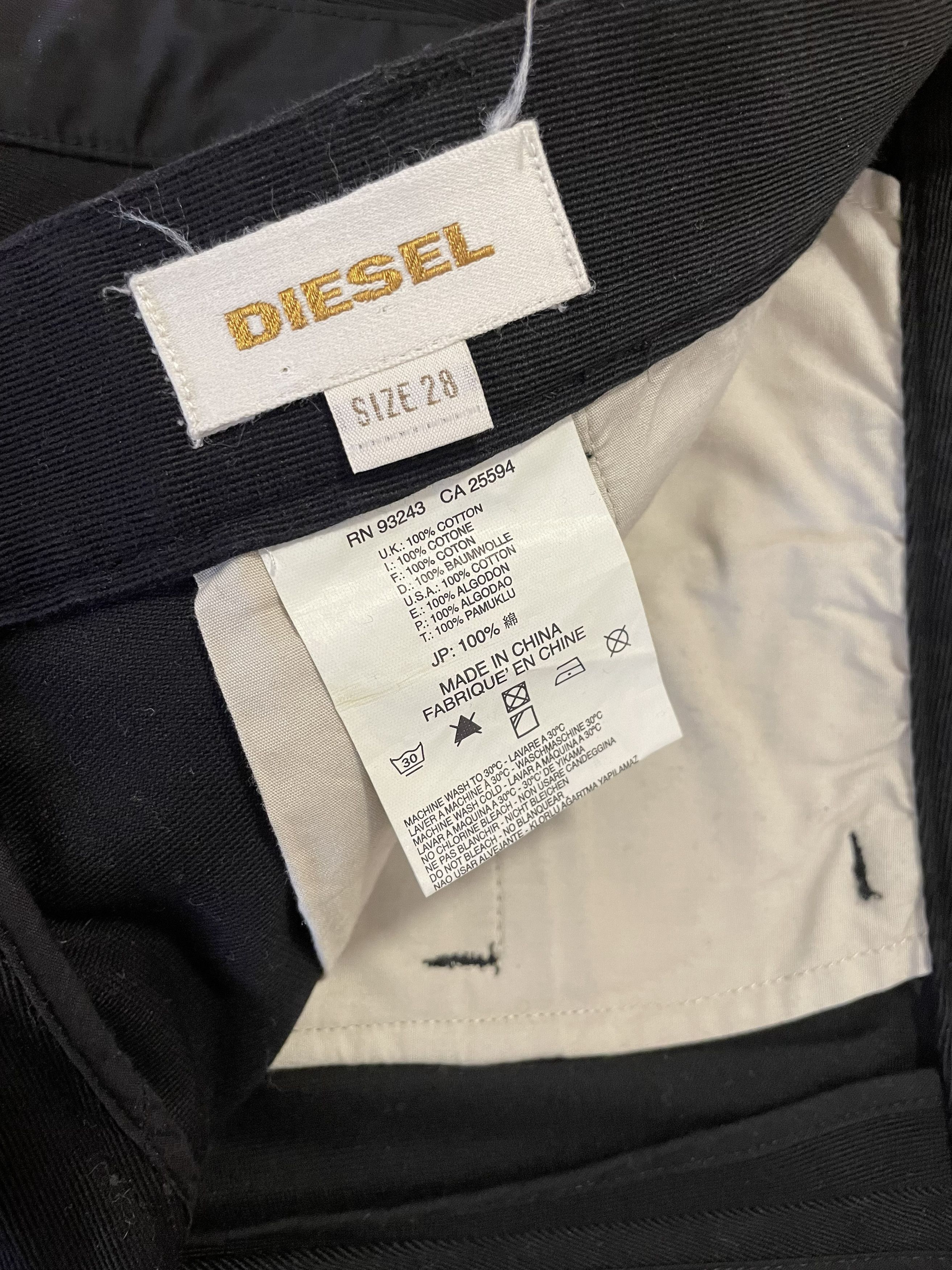 Diesel Vtg Diesel Pants Size W28 Black Straight Leg Button Fly Size US 28 / EU 44 - 6 Thumbnail