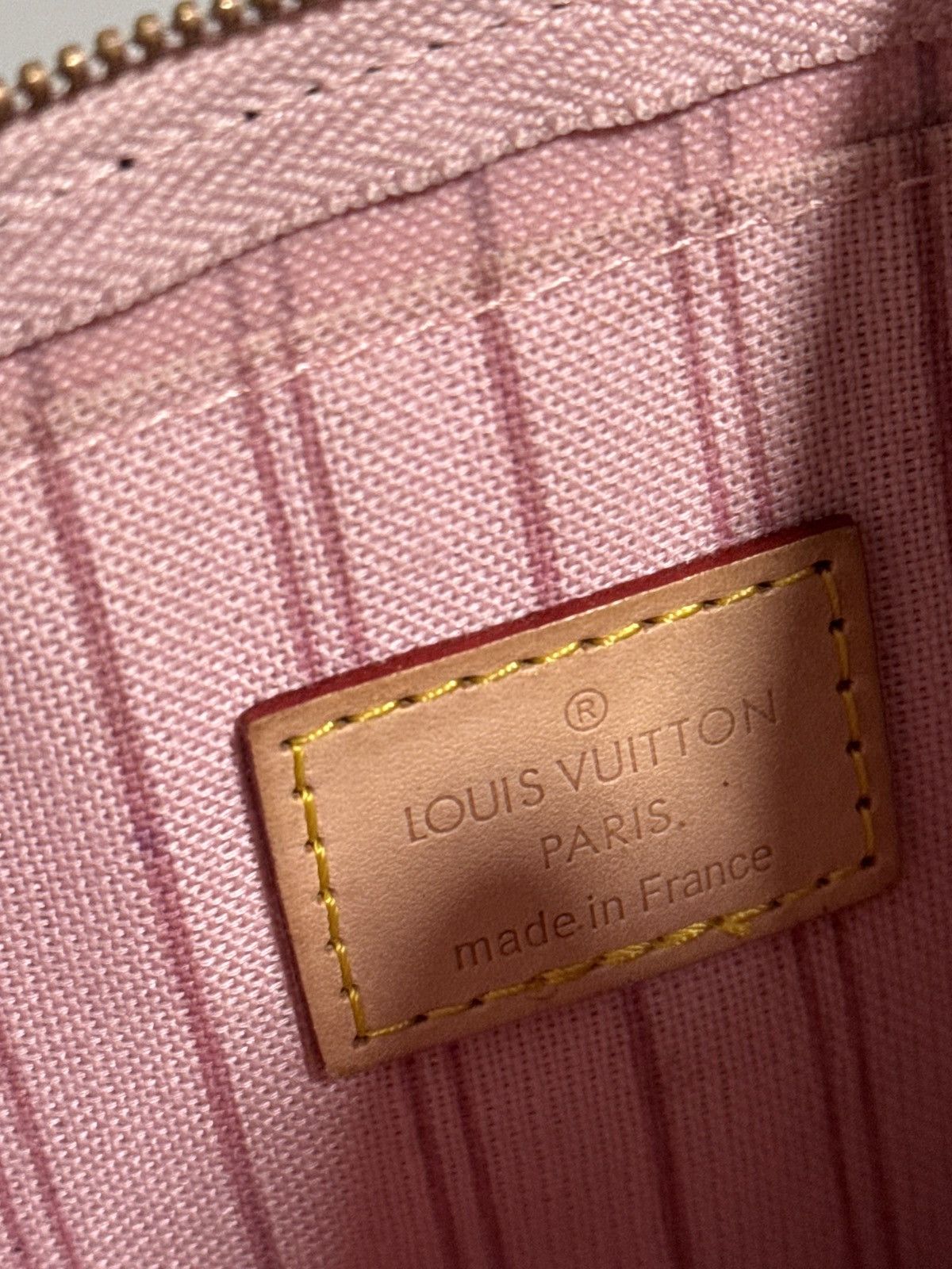 Louis Vuitton Louis Vuitton Clutch Size ONE SIZE - 4 Thumbnail