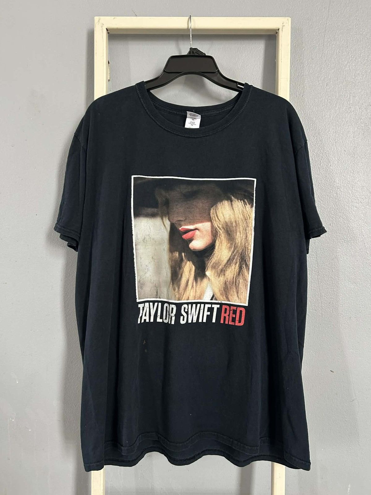 Vintage Taylor swift red tour Size US XL / EU 56 / 4 - 1 Thumbnail