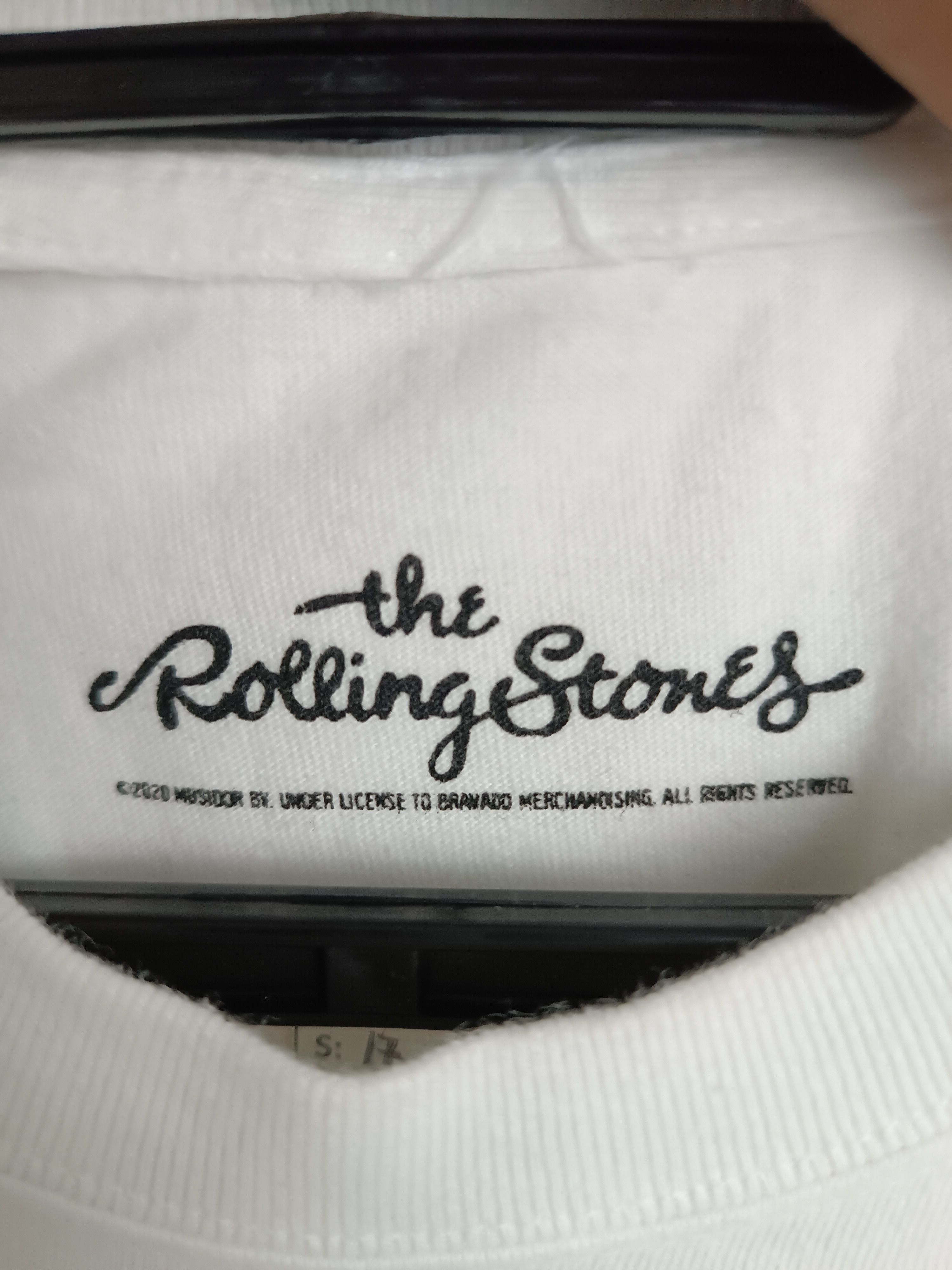 Band Tees VINTAGE ROLLING STONES SMALL LOGO acdc beatles zeppelin Size US M / EU 48-50 / 2 - 12 Thumbnail