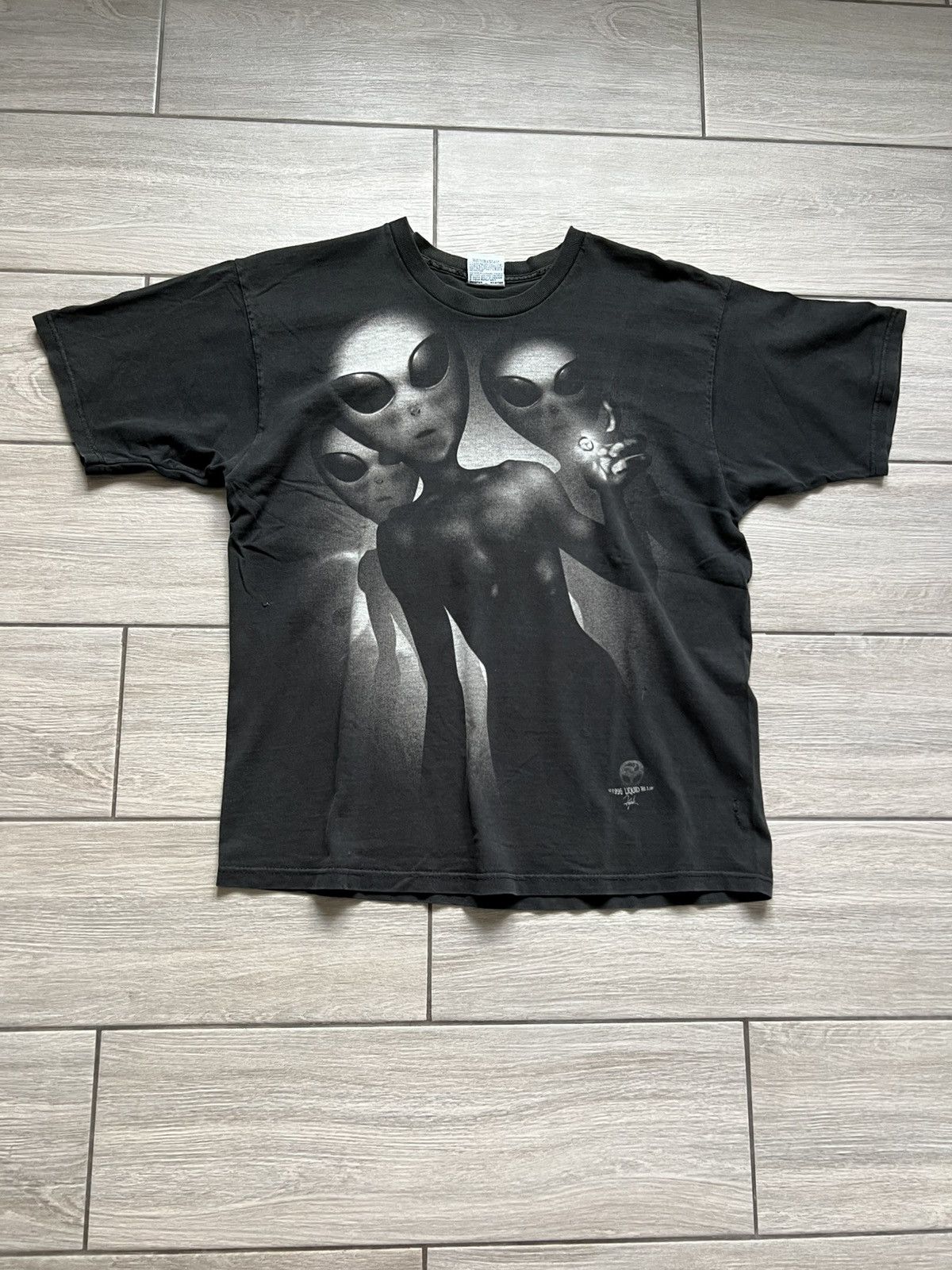 Liquid Blue 1996 Vintage Aliens T-Shirt Black Liquid Blue L Size US L / EU 52-54 / 3 - 1 Thumbnail