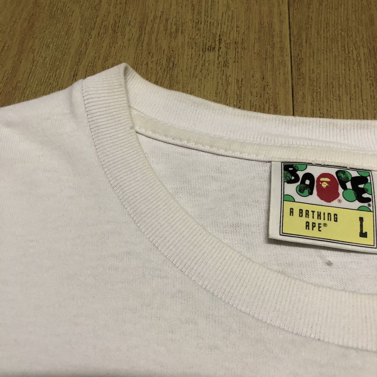 Bape A Bathing Ape Credit Card Hong Kong Exclusive Tshirts Size US L / EU 52-54 / 3 - 9 Thumbnail