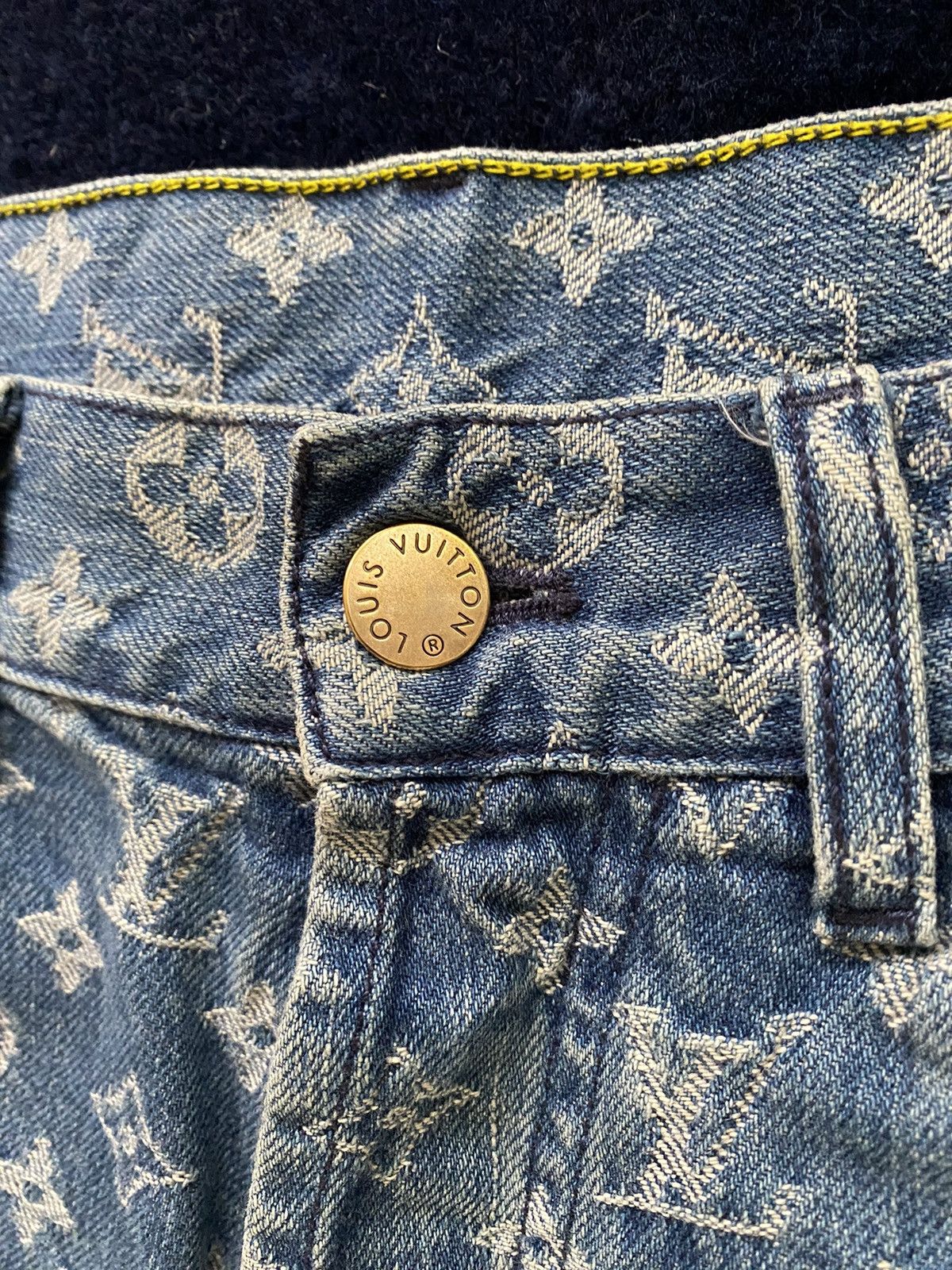 Straight jeans Louis Vuitton x Supreme Blue size 32 US in