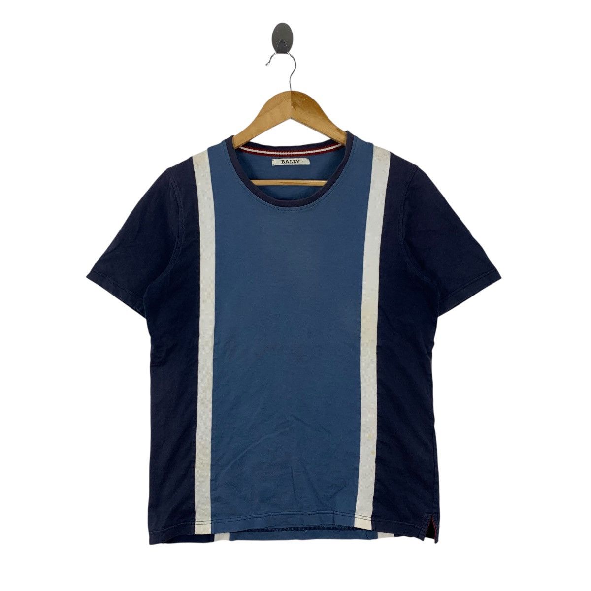 Bally BALLY Stripes Italy Plain Short Sleeve Tshirt Size US S / EU 44-46 / 1 - 1 Thumbnail