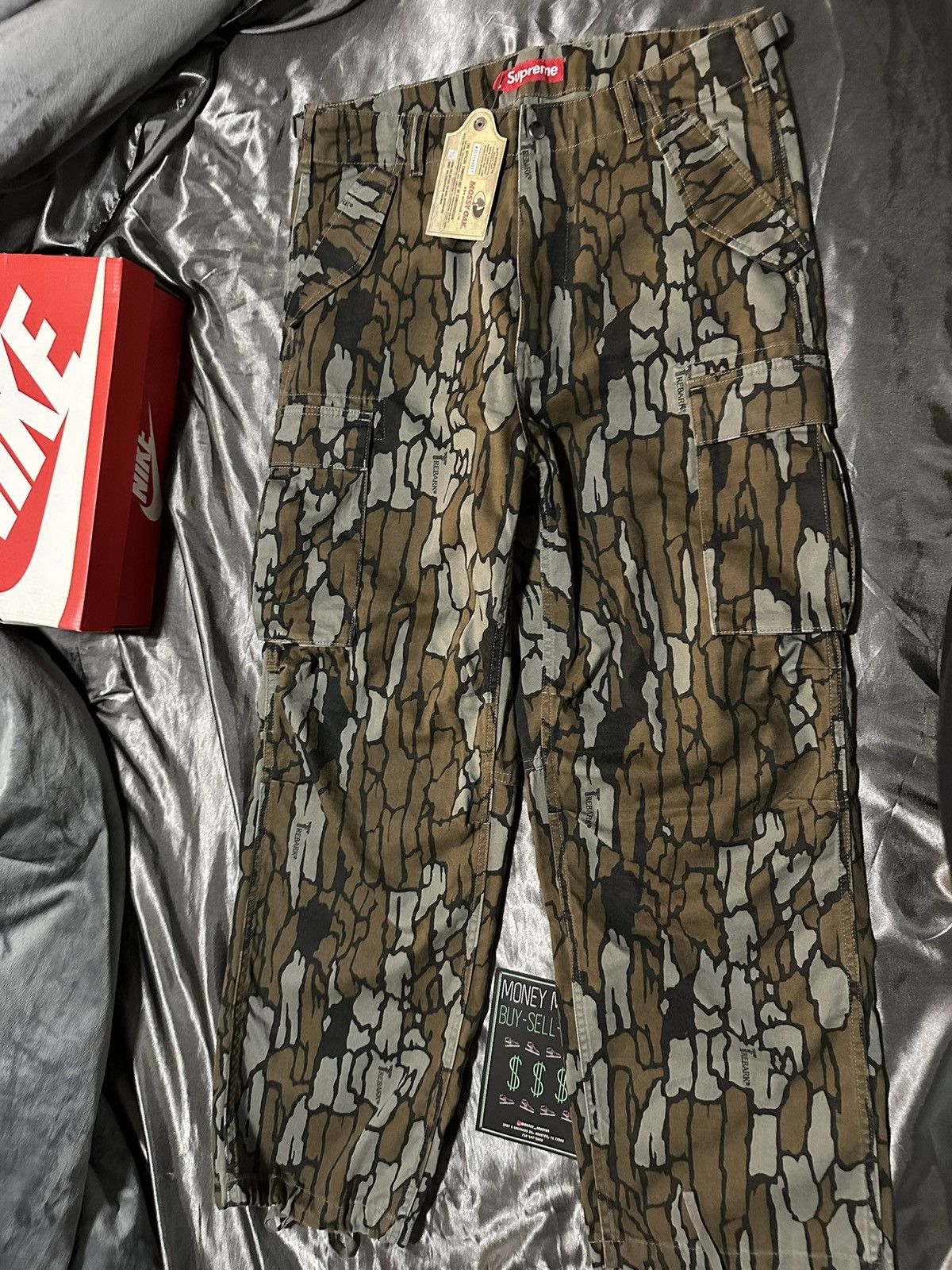Supreme Supreme x mossey oak cargo pants Size US 30 / EU 46 - 1 Thumbnail