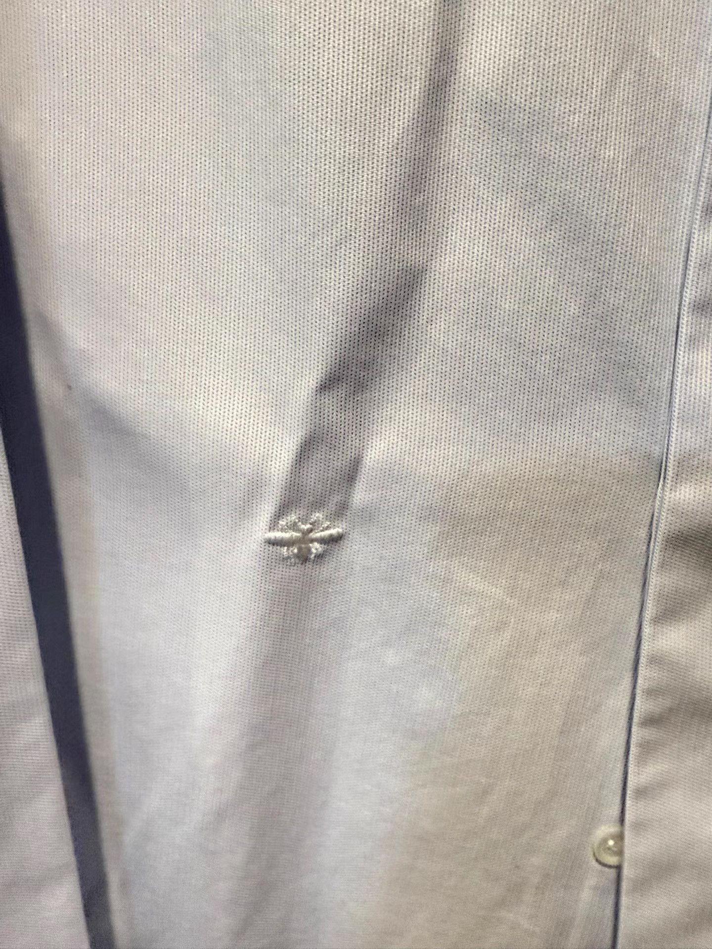 Dior Dior Blue Shirt with Bee Embroidery Ｑ20 Size US M / EU 48-50 / 2 - 2 Thumbnail