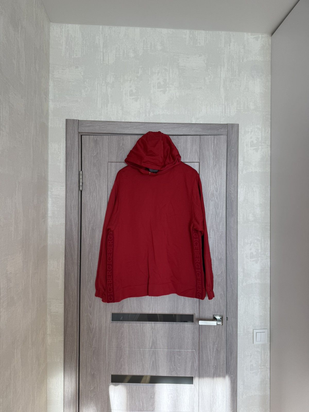 Iceberg Iceberg red hoodie y2k Size US M / EU 48-50 / 2 - 1 Thumbnail