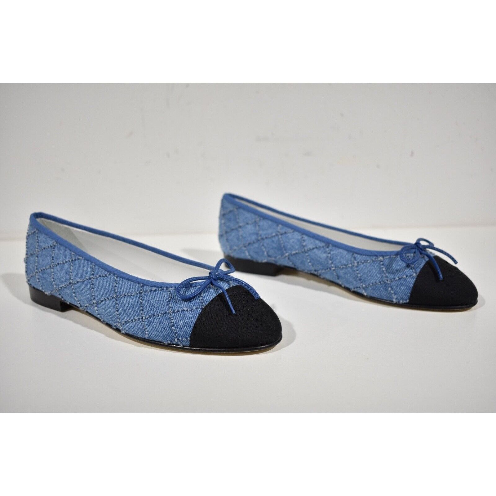 Chanel 23P Denim CC Logo Cap Toe Bow Tie Ballet Ballerina Flat 37 Size US 7 / IT 37 - 2 Thumbnail