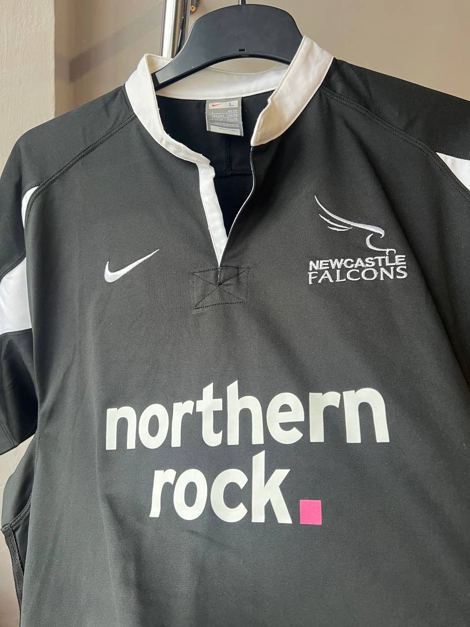 Nike 2007/8 NEWCASTLE FALCONS RUGBY UNION SHIRT JERSEY NIKE SZ L Size US L / EU 52-54 / 3 - 3 Thumbnail