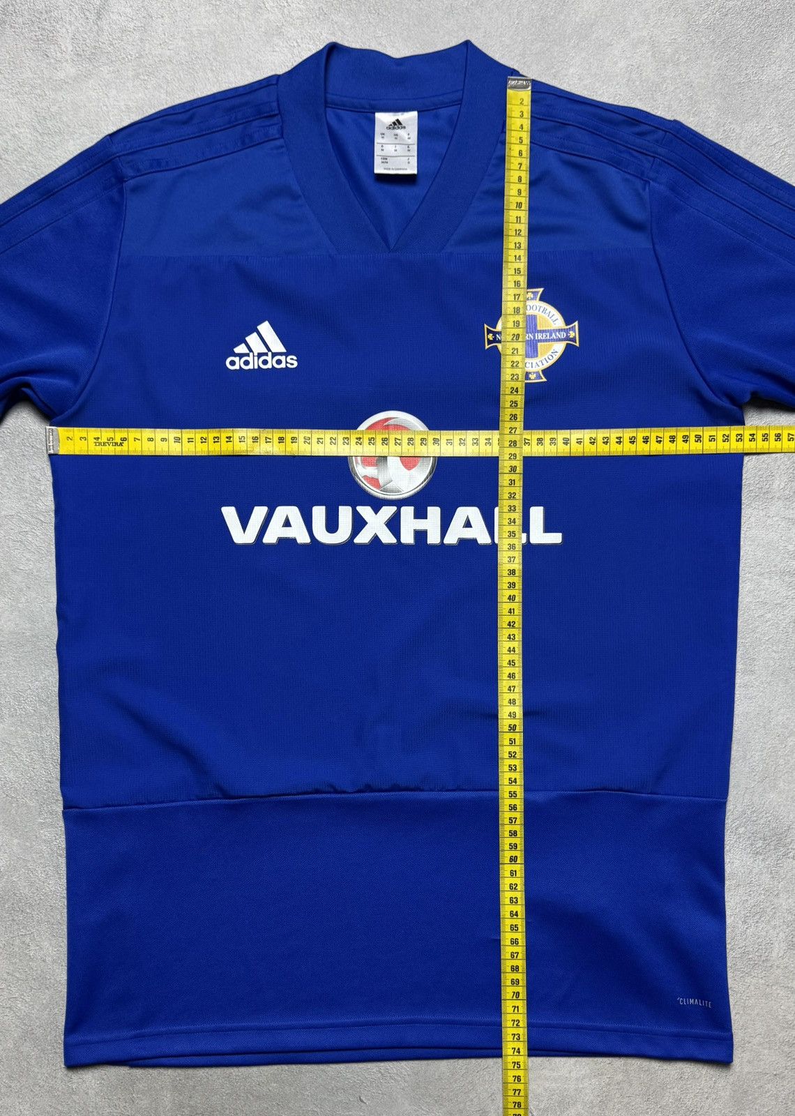 Adidas Northern Ireland 2017 2018 Football Soccer Shirt Top Adidas Size US M / EU 48-50 / 2 - 15 Thumbnail