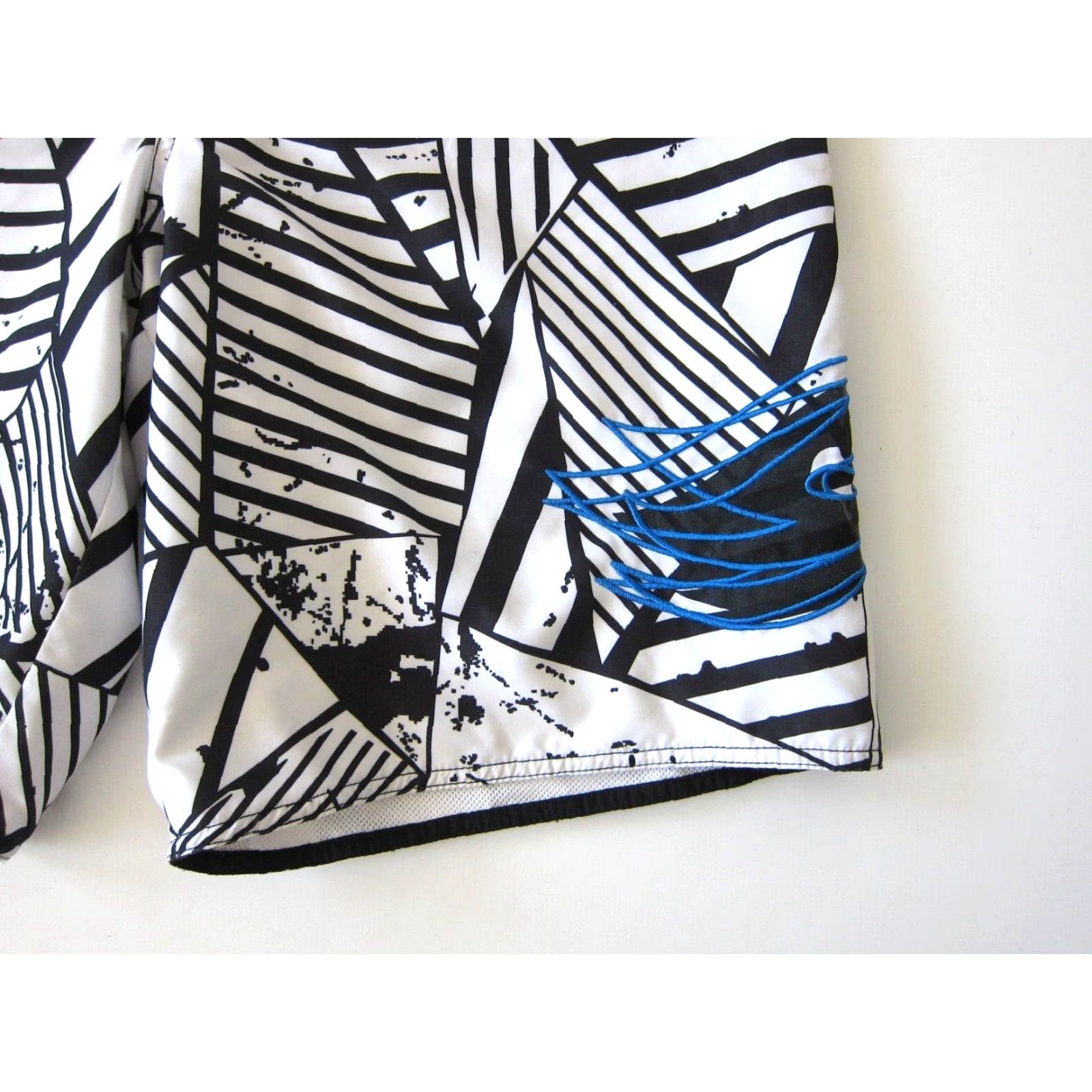 Swims Tony Hawk Black White Abstract Lined Beach Swim Board Shorts Men Size 36 Size US 36 / EU 52 - 8 Thumbnail