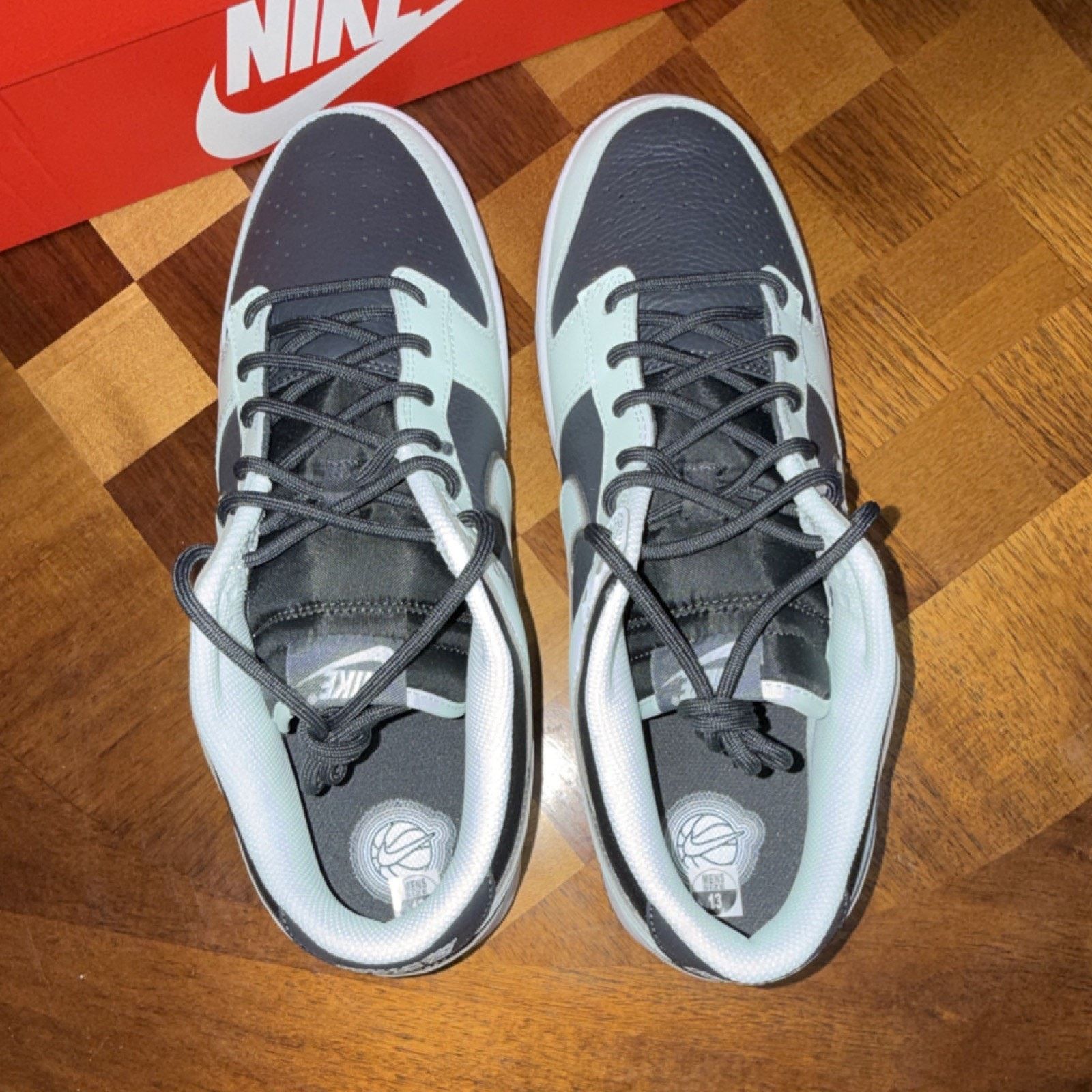 Nike Nike Dunk Low Retro PRM Dark Smoke Grey Barely Green MENS 13 Size US 13 / EU 46 - 5 Thumbnail