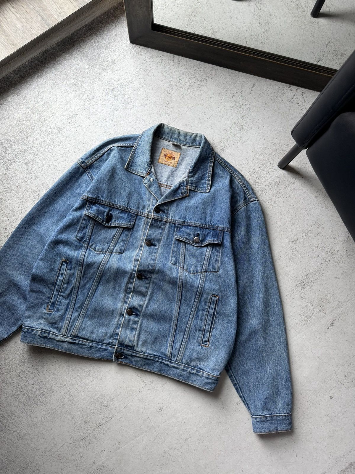 Hard Rock Cafe Hard Rock Cafe New York Vintage True Denim Blue Jeans Jacket Size US XL / EU 56 / 4 - 4 Thumbnail