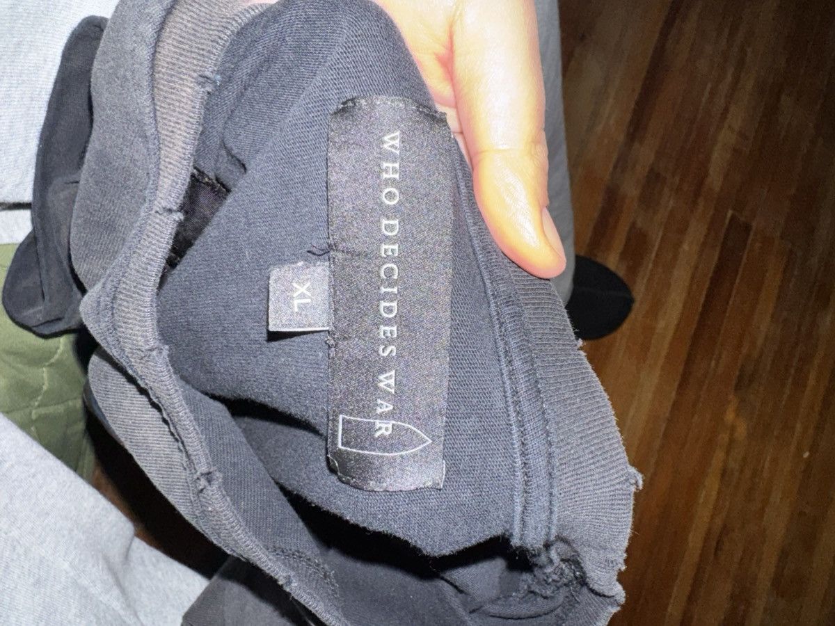 Who Decides War Who decides war Diplomats decide war Size US XL / EU 56 / 4 - 3 Thumbnail
