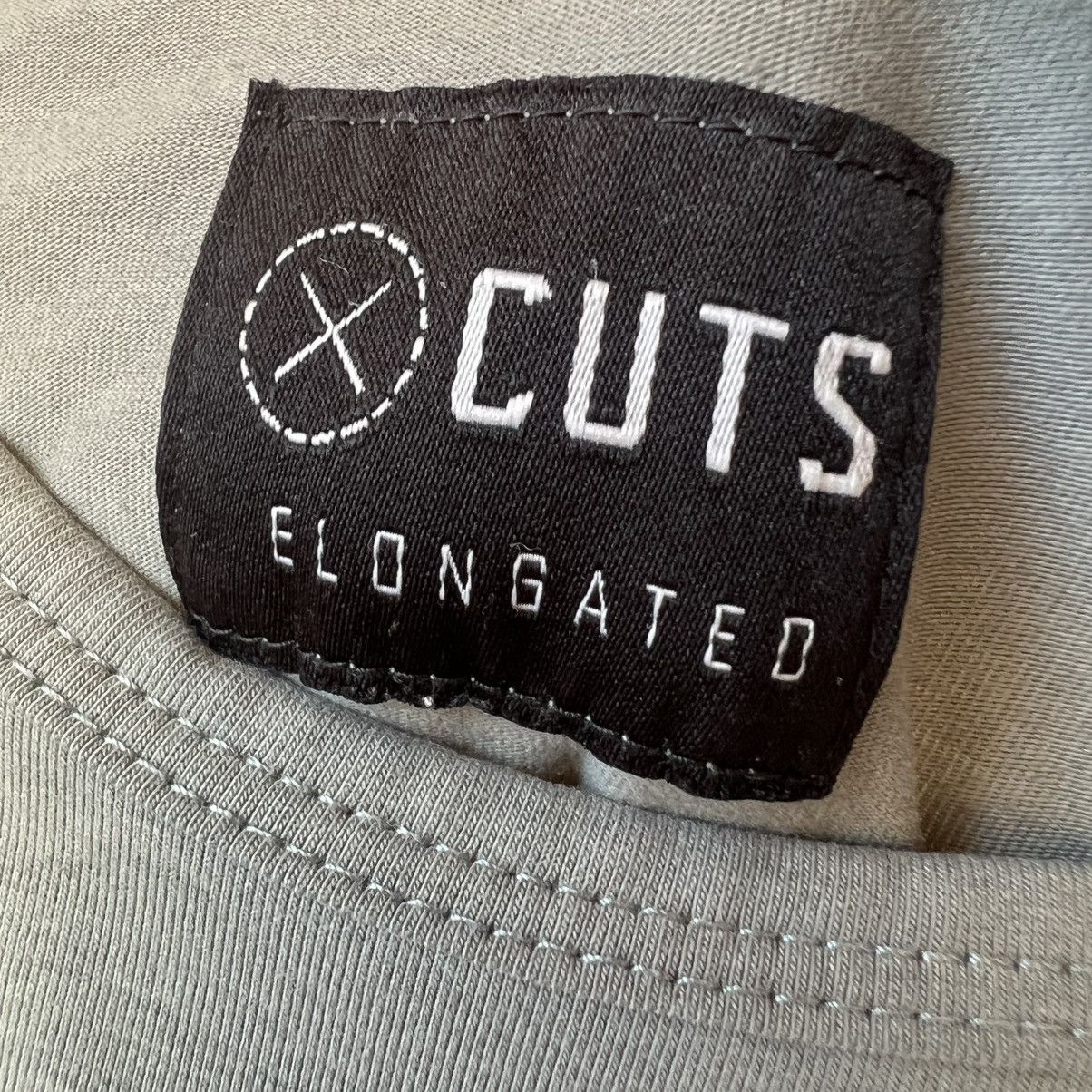 Cuts Cuts Elongated Hem T-Shirt Men’s Sz M Green Chest Pocket 42” Size US M / EU 48-50 / 2 - 4 Thumbnail