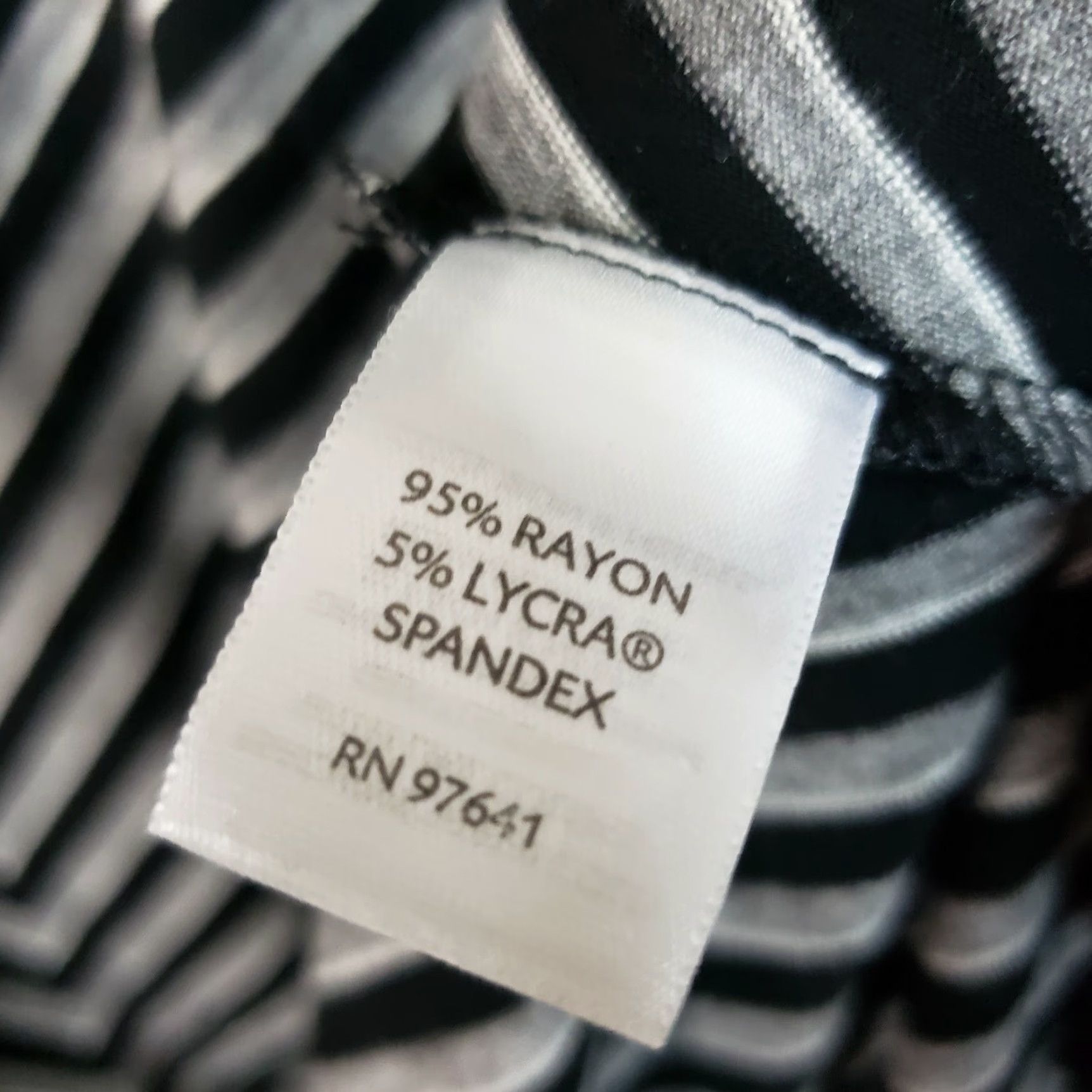 J. Jill J Jill Wearever Collection Womens Top XS Black Striped Long Sleeve Round Neck Rayon Spandex Blouse Shirt Womens Size XS / US 0-2 / IT 36-38 - 6 Thumbnail