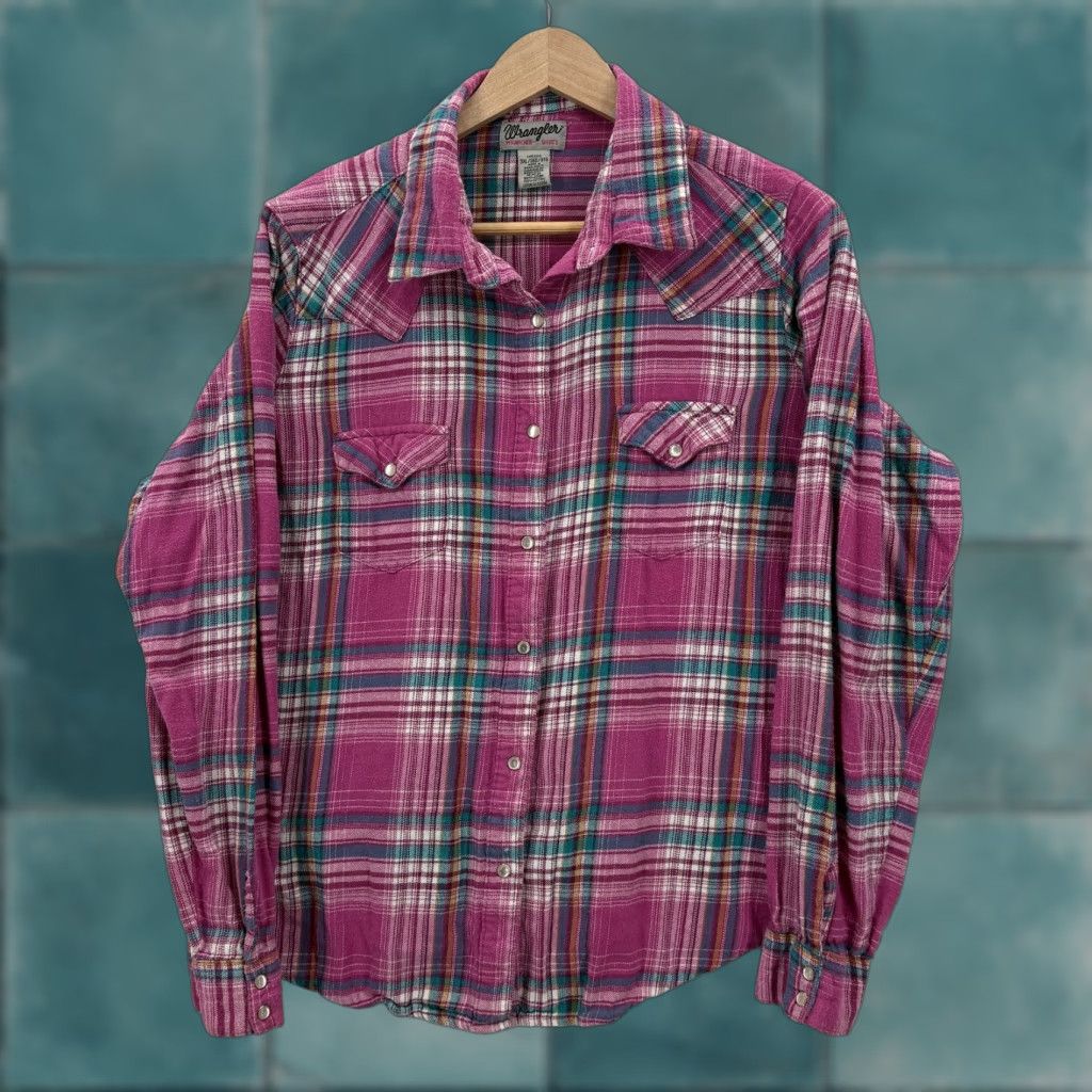 Wrangler VINTAGE Wrangler Shirt Womens 3XL Pink Plaid Flannel Pearl Snap Long Sleeve Western Y2K Size XXL / US 16-18 / IT 52-54 - 1 Thumbnail