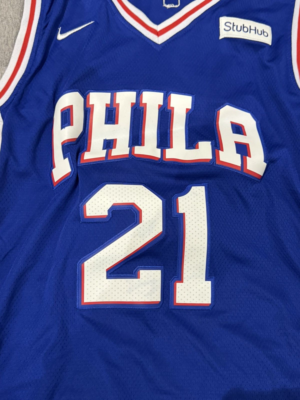 Nike VINTAGE JOEL EMBIID EARLY CAREER JERSEY Size US L / EU 52-54 / 3 - 3 Thumbnail