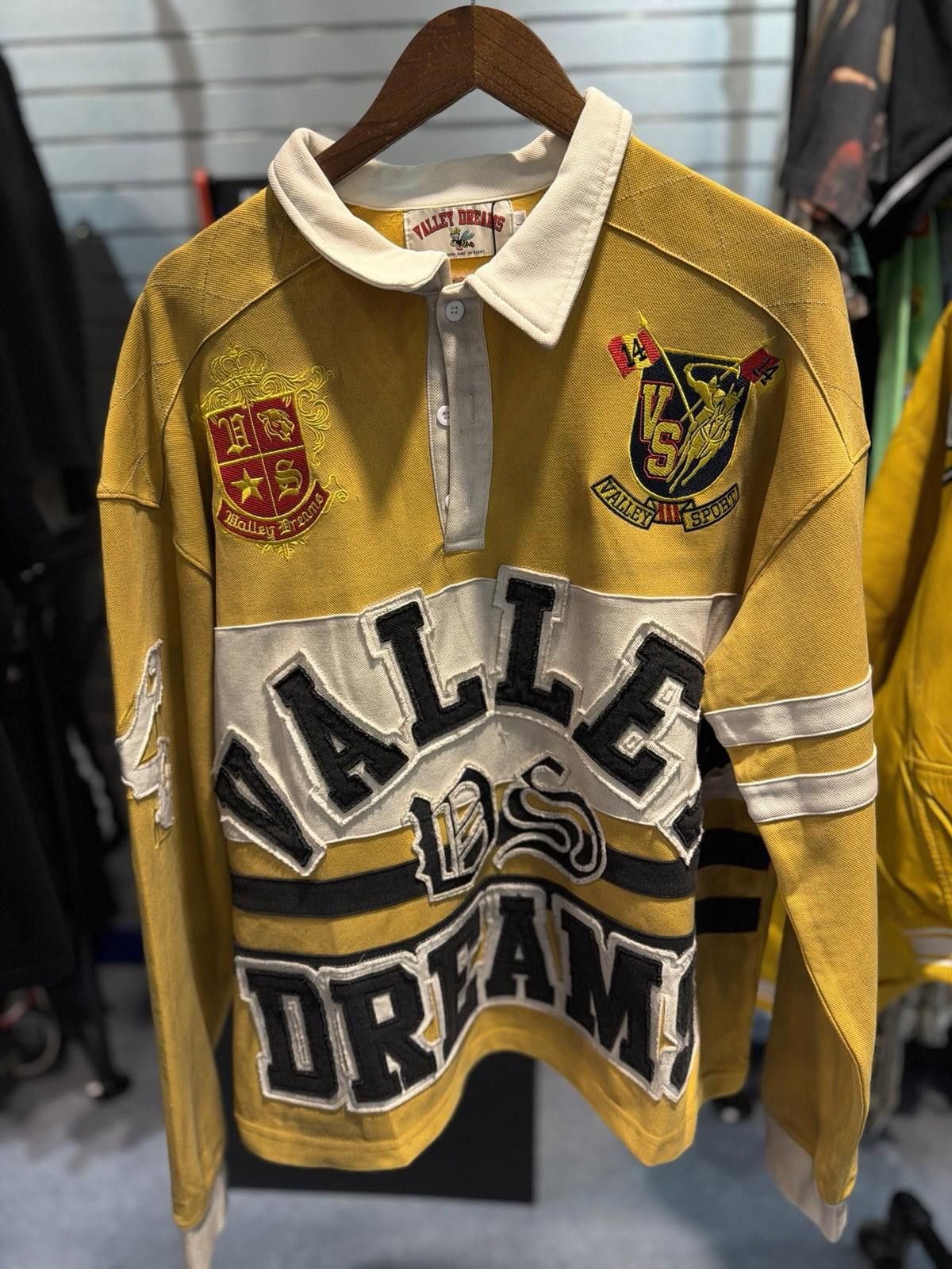 Vale Vale Forever Valley Dreams Rugby Long-Sleeve Tee Yellow (L) Size US L / EU 52-54 / 3 - 1 Thumbnail