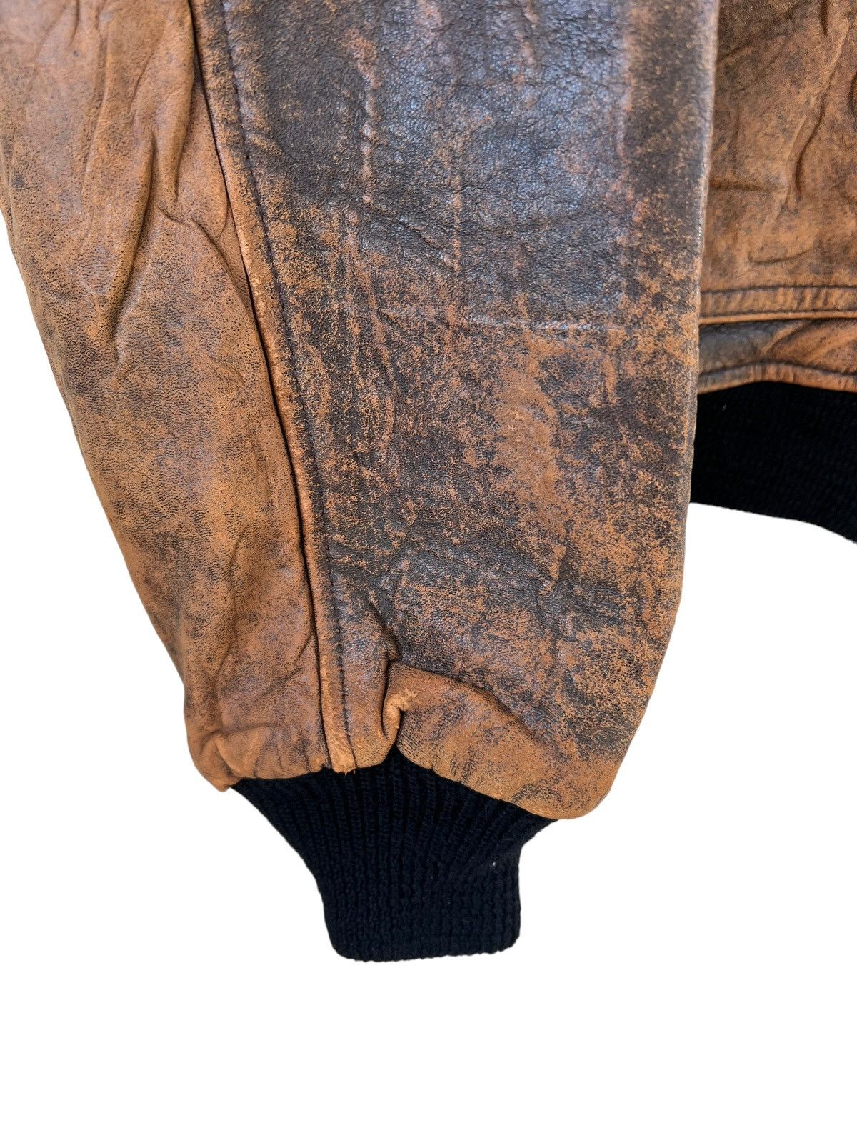 Avirex Archive 80s Avirex A-2 Distress Patina Leather Flight Jacket Size US S / EU 44-46 / 1 - 10 Thumbnail