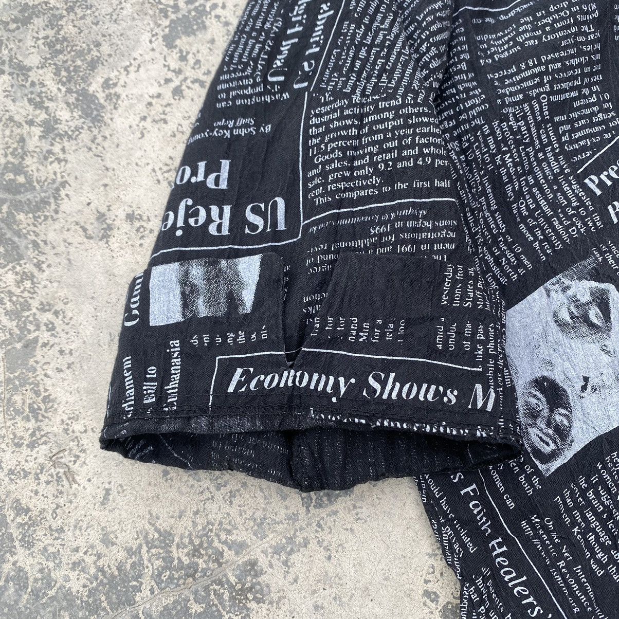 Japanese Brand Mire-ru Mid East War News shirt Size US M / EU 48-50 / 2 - 7 Thumbnail