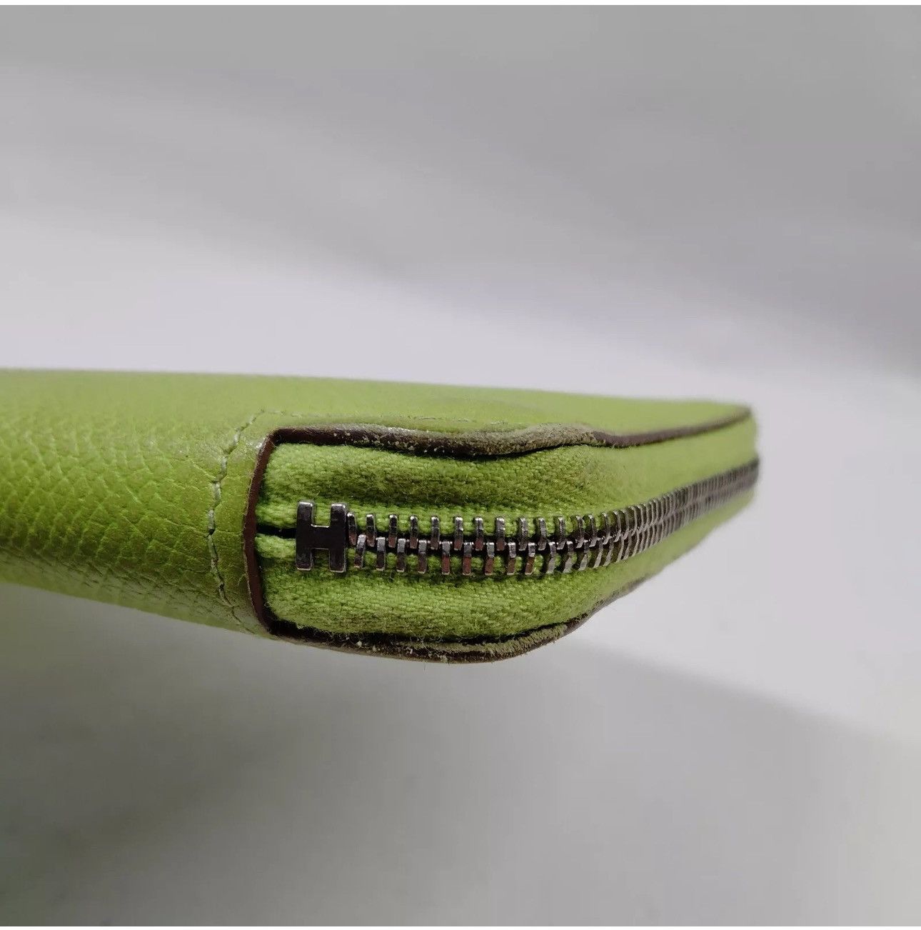 Hermes Hermes Long Wallet Lime Green Leather in excellen Size ONE SIZE - 9 Thumbnail
