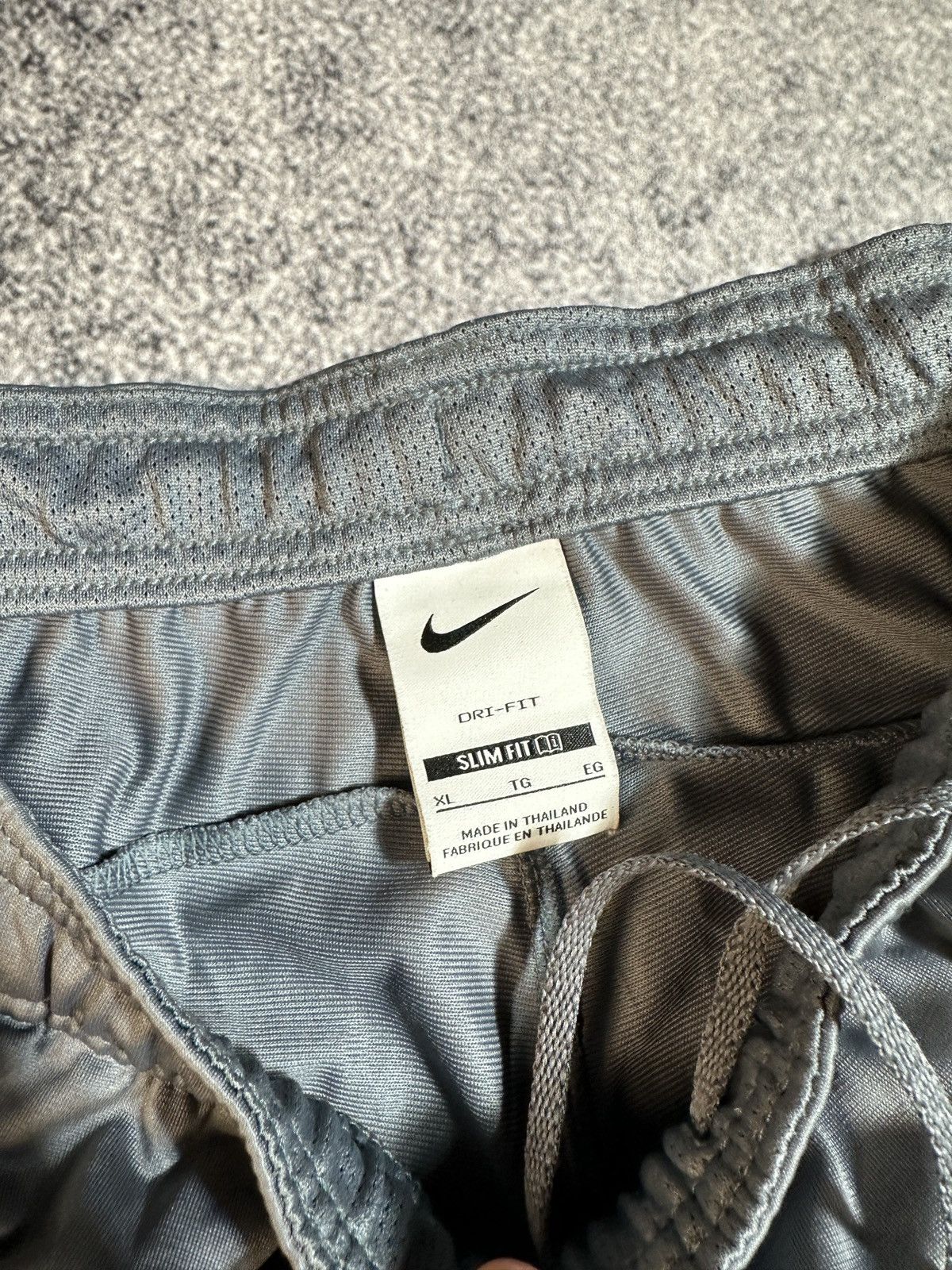 Nike Nike Liverpool Soccer Pants Streetwear Style Casual Rare XL Size US 36 / EU 52 - 3 Thumbnail