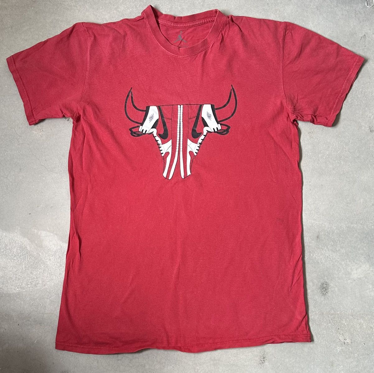 Jordan Brand JORDAN CHICAGO BULLS TEE Size US M / EU 48-50 / 2 - 1 Thumbnail