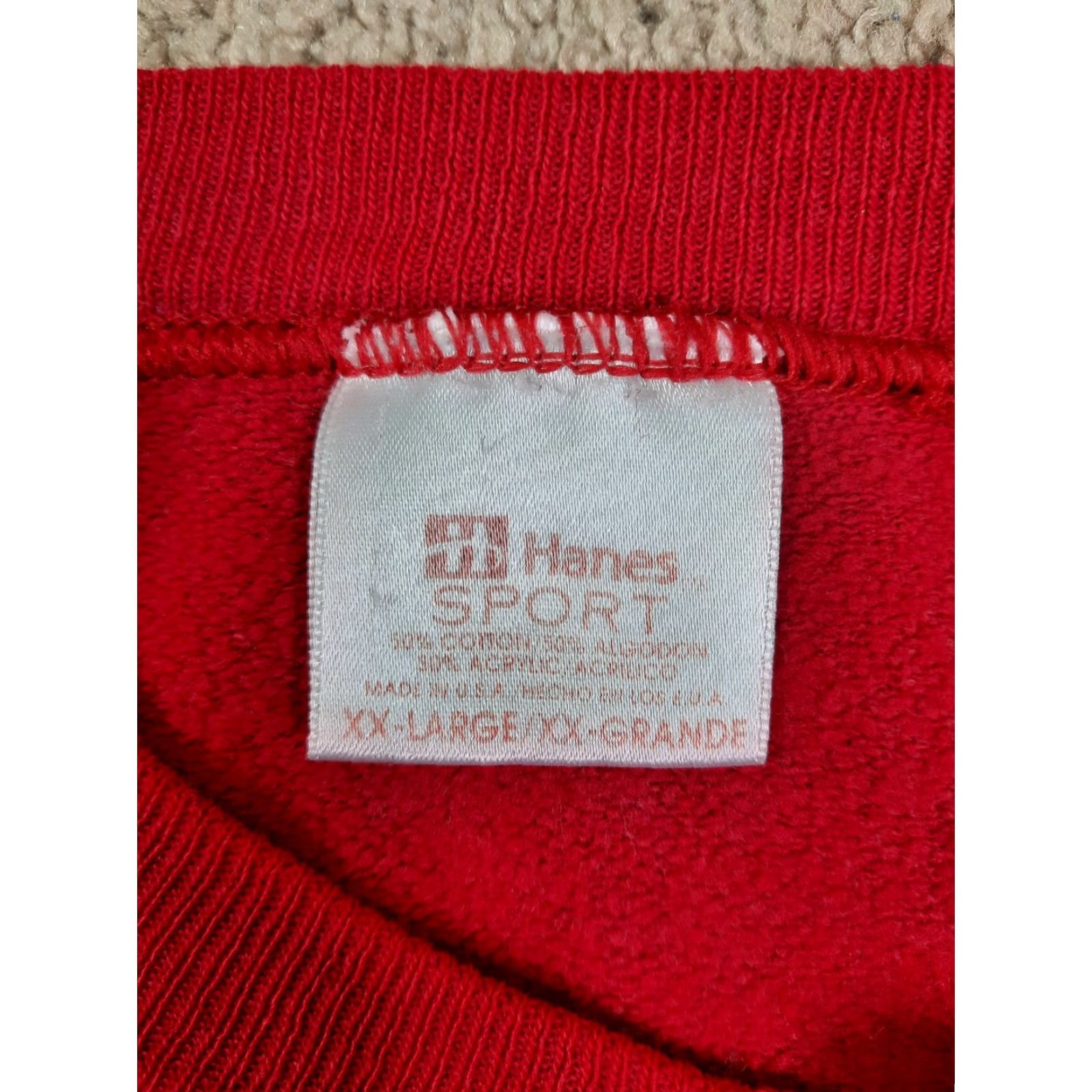 Hanes VINTAGE Hanes 80s USA Crewneck Sweatshirt Red Raglan 2XL 2XL Mens Size XXL Size 2XL Sweatshirt Size US XXL / EU 58 / 5 - 2 Thumbnail