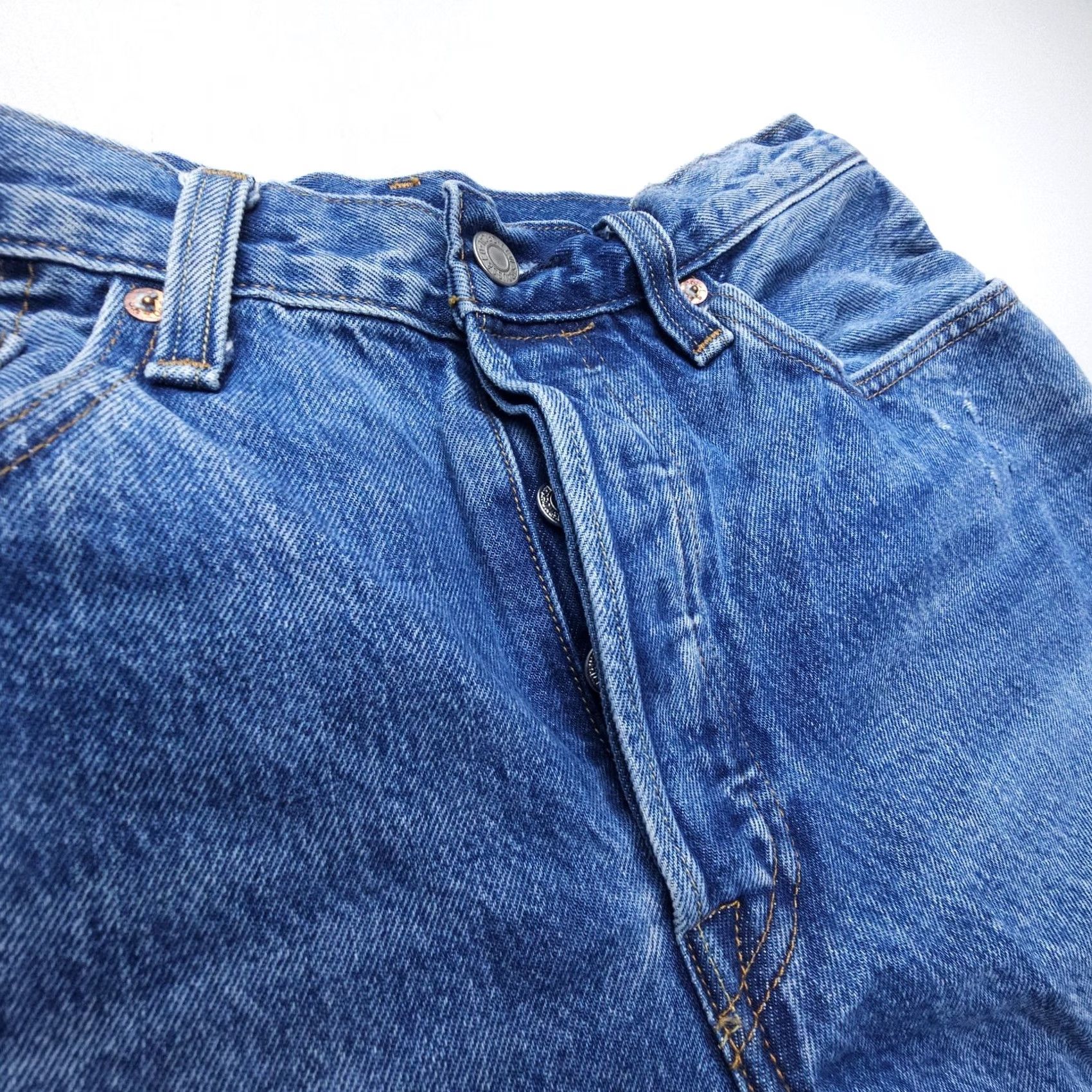 Levi's Levi's 501 Jeans Womens Slim Straight Button Fly 28x28 Blue Denim High Rise Regular Length 5-Pocket USA 501 Series Womens Size 28" / US 6 / IT 42 - 6 Thumbnail