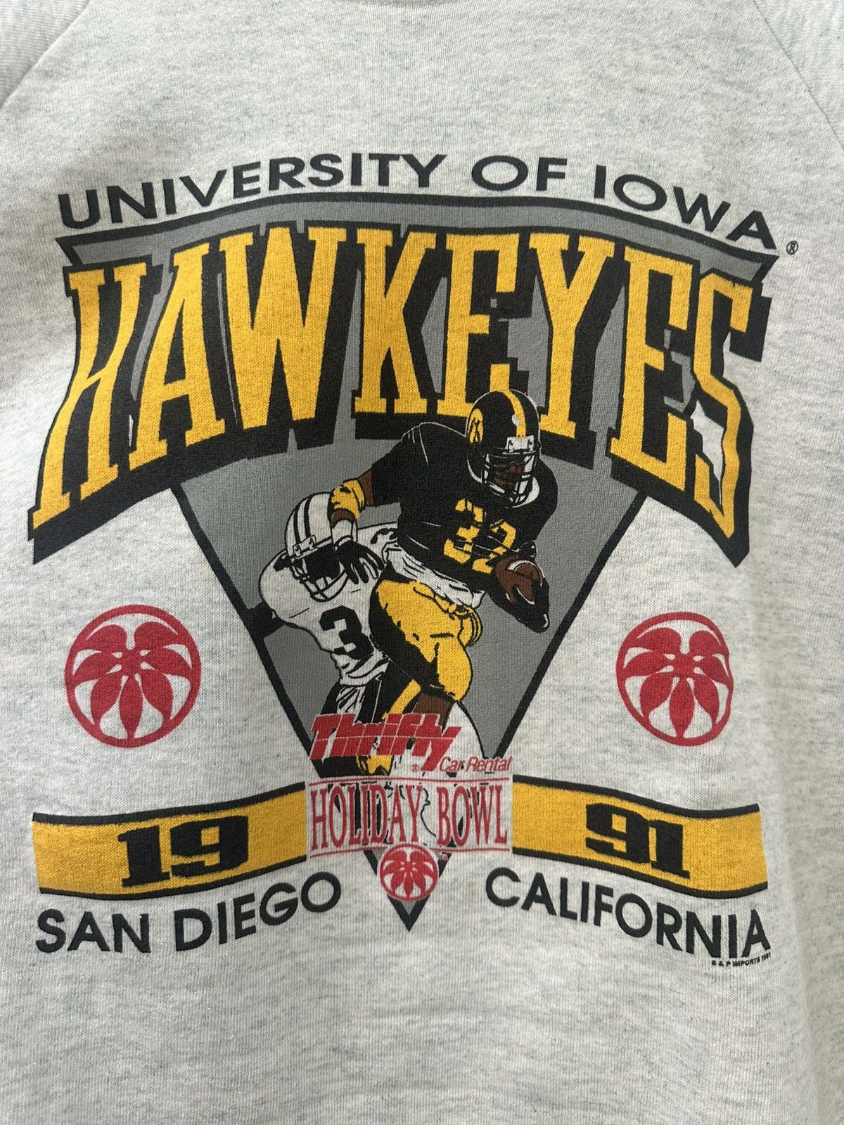 Vintage Vintage 1991 Iowa Hawkeyes Holiday Bowl Crewneck Size US M / EU 48-50 / 2 - 2 Thumbnail