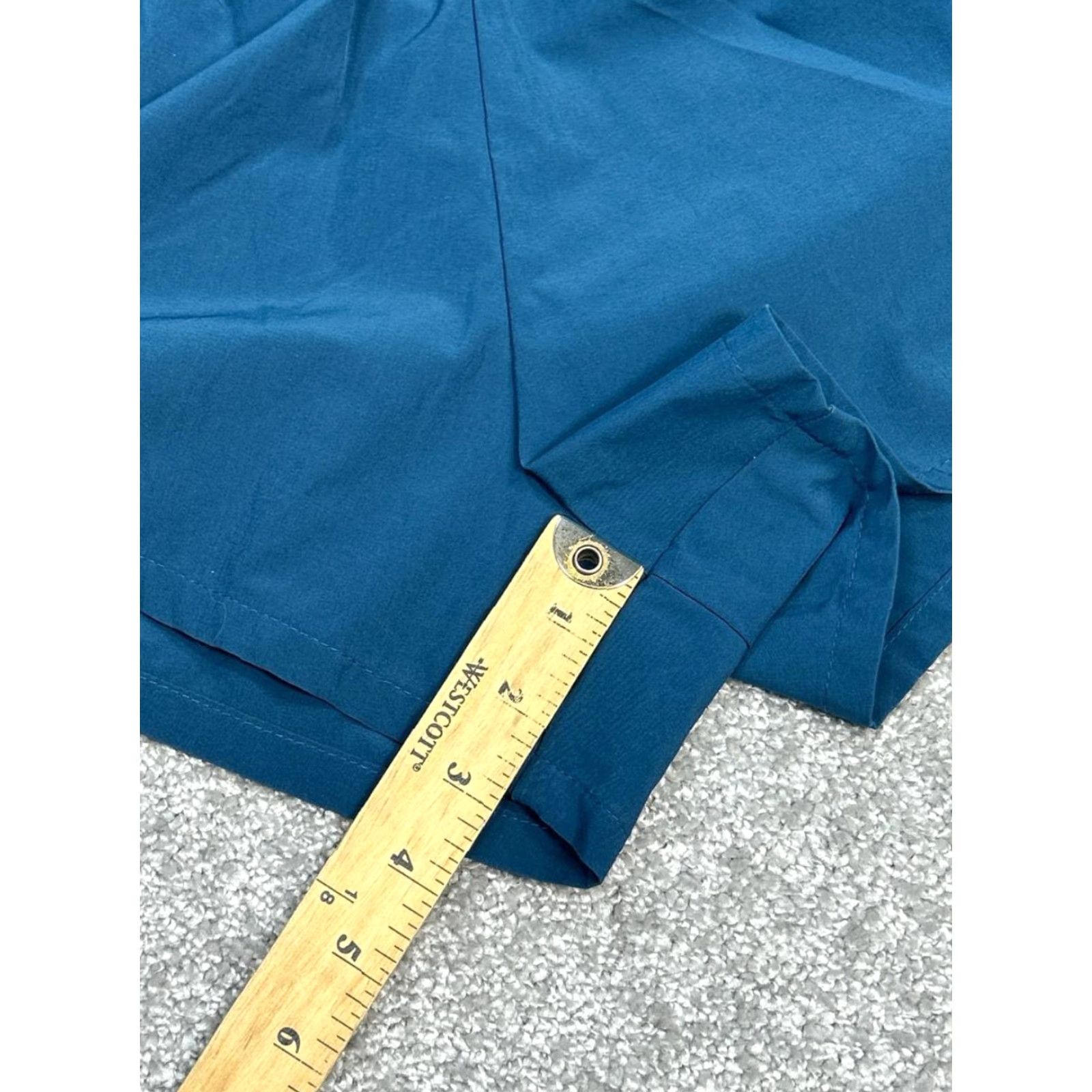 The North Face The North Face Running Shorts Womens Small Blue Logo Stretch Mid Rise Drawstring Size 28" / US 6 / IT 42 - 3 Thumbnail