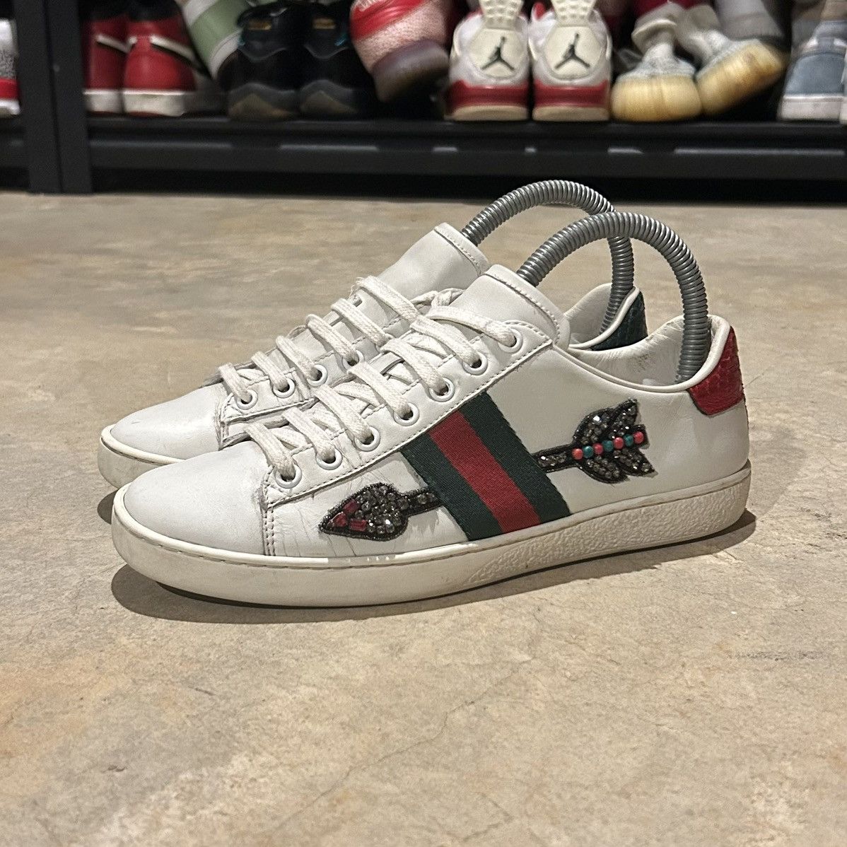 Designer × Gucci Gucci Ace Web Stripe Embroidered Arrow Leather Shoes US 5 Size US 5 / EU 37 - 1 Thumbnail